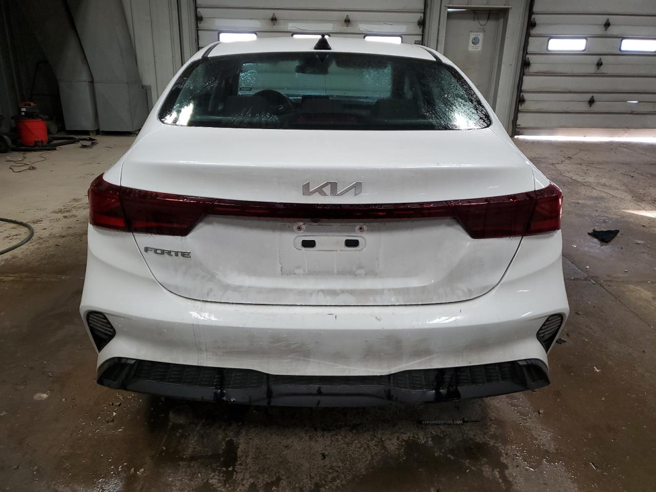 2024 Kia Forte - Image 6