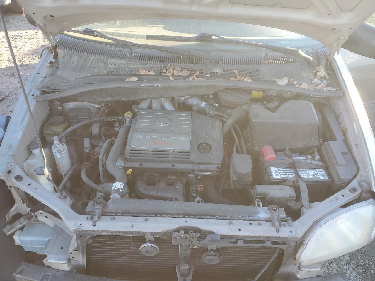 2001 Toyota Sienna - Image 12