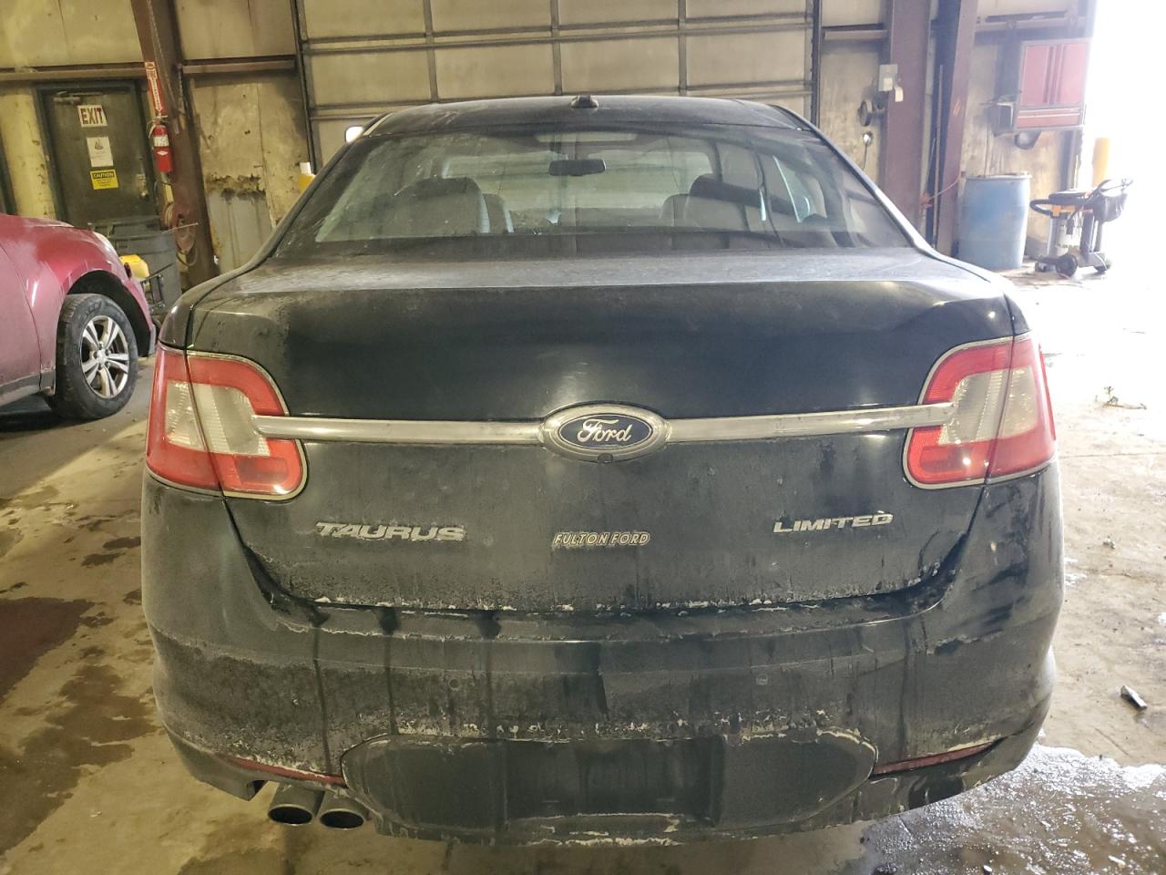 2011 Ford Taurus - Image 6
