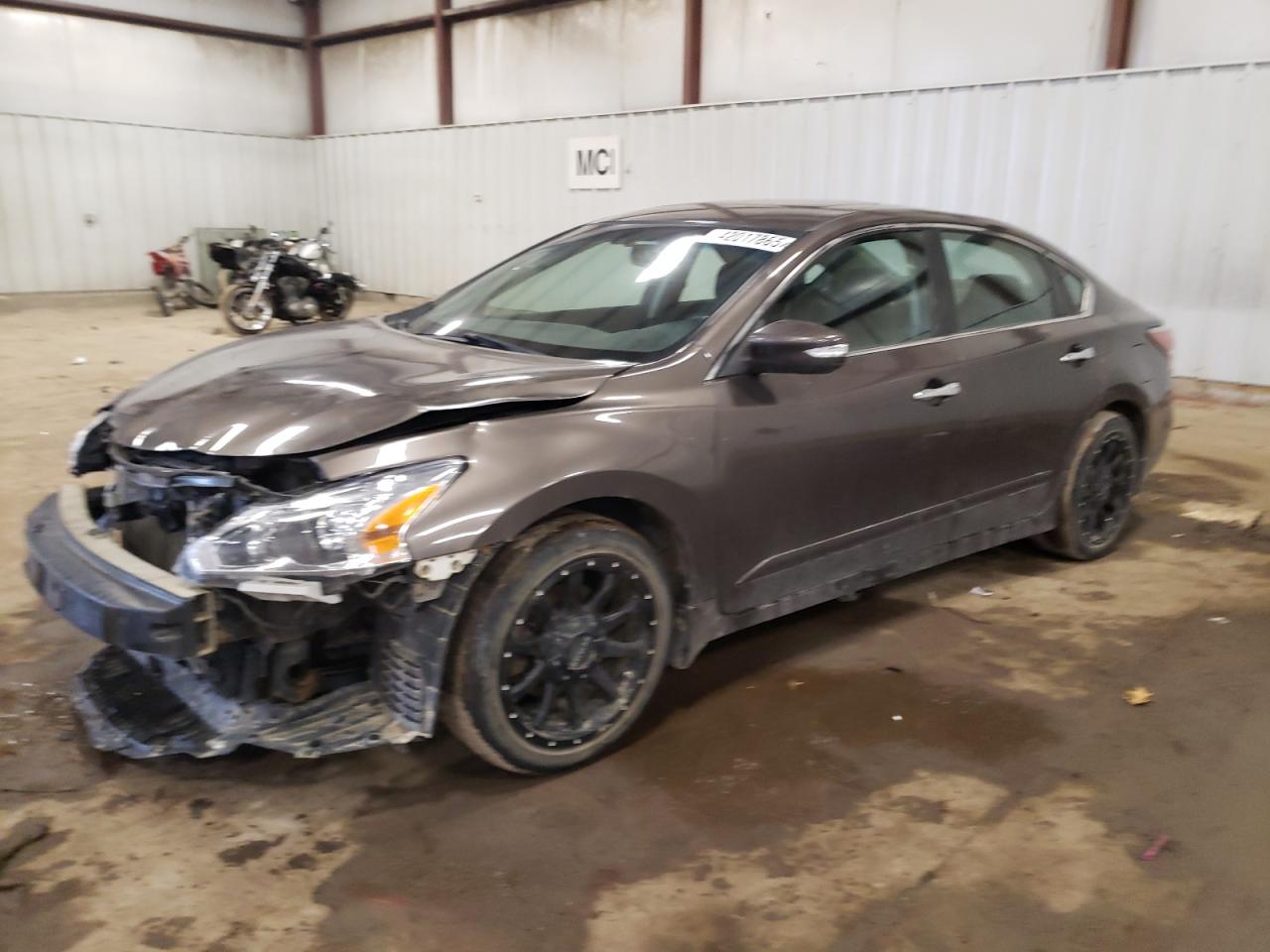 2015 Nissan Altima - Image 1