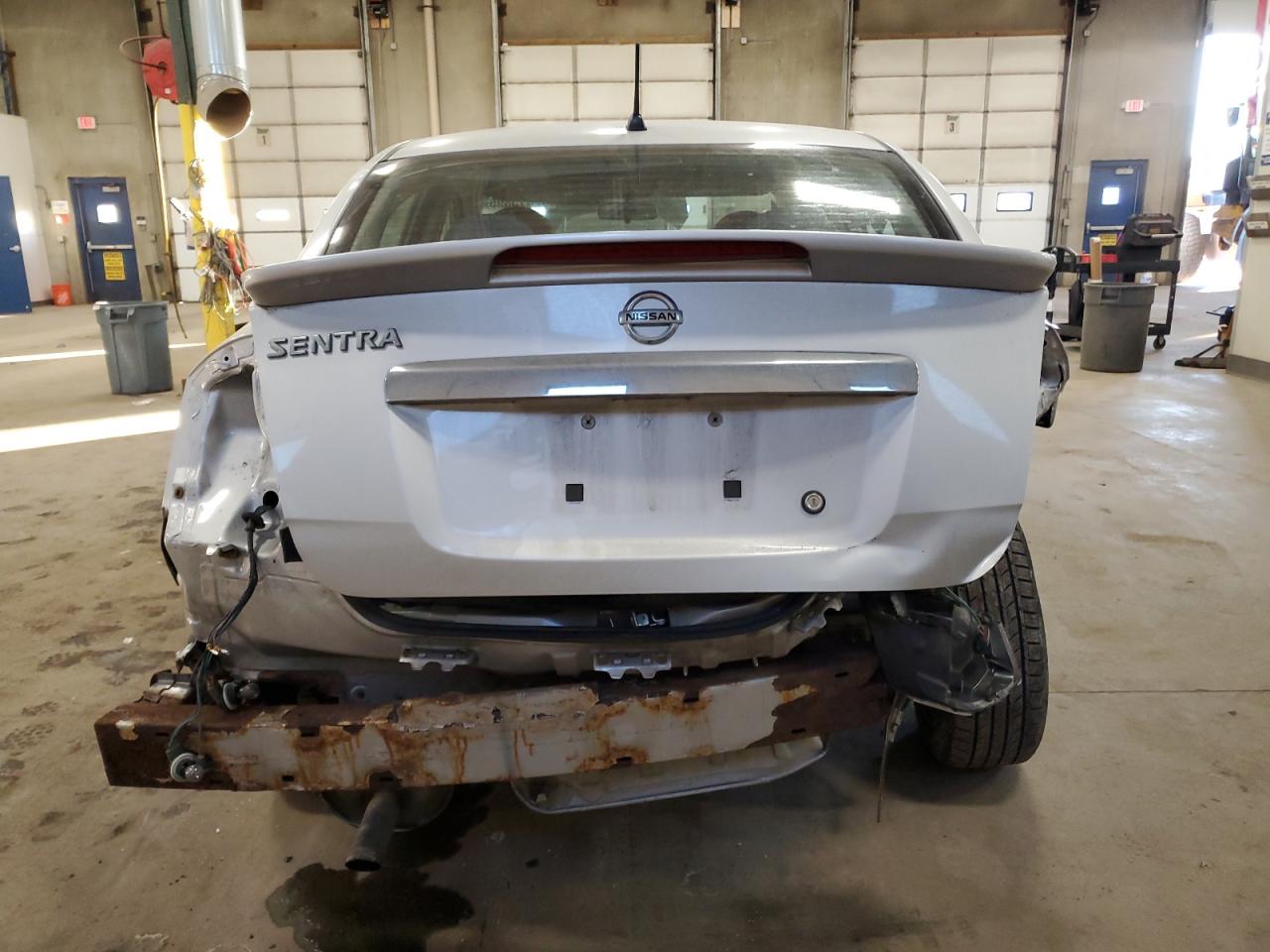 2011 Nissan Sentra - Image 6