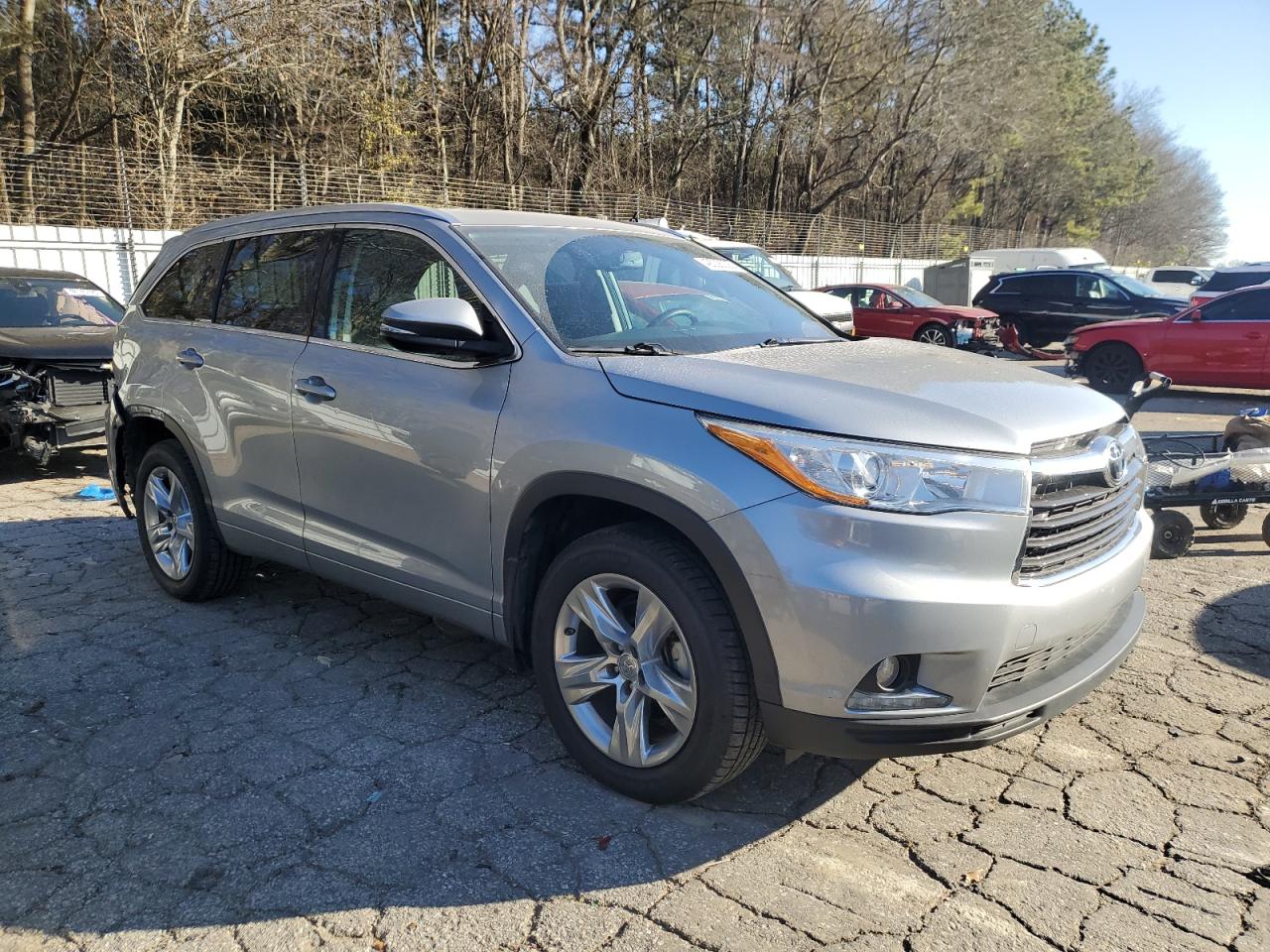 2015 Toyota Highlander - Image 4