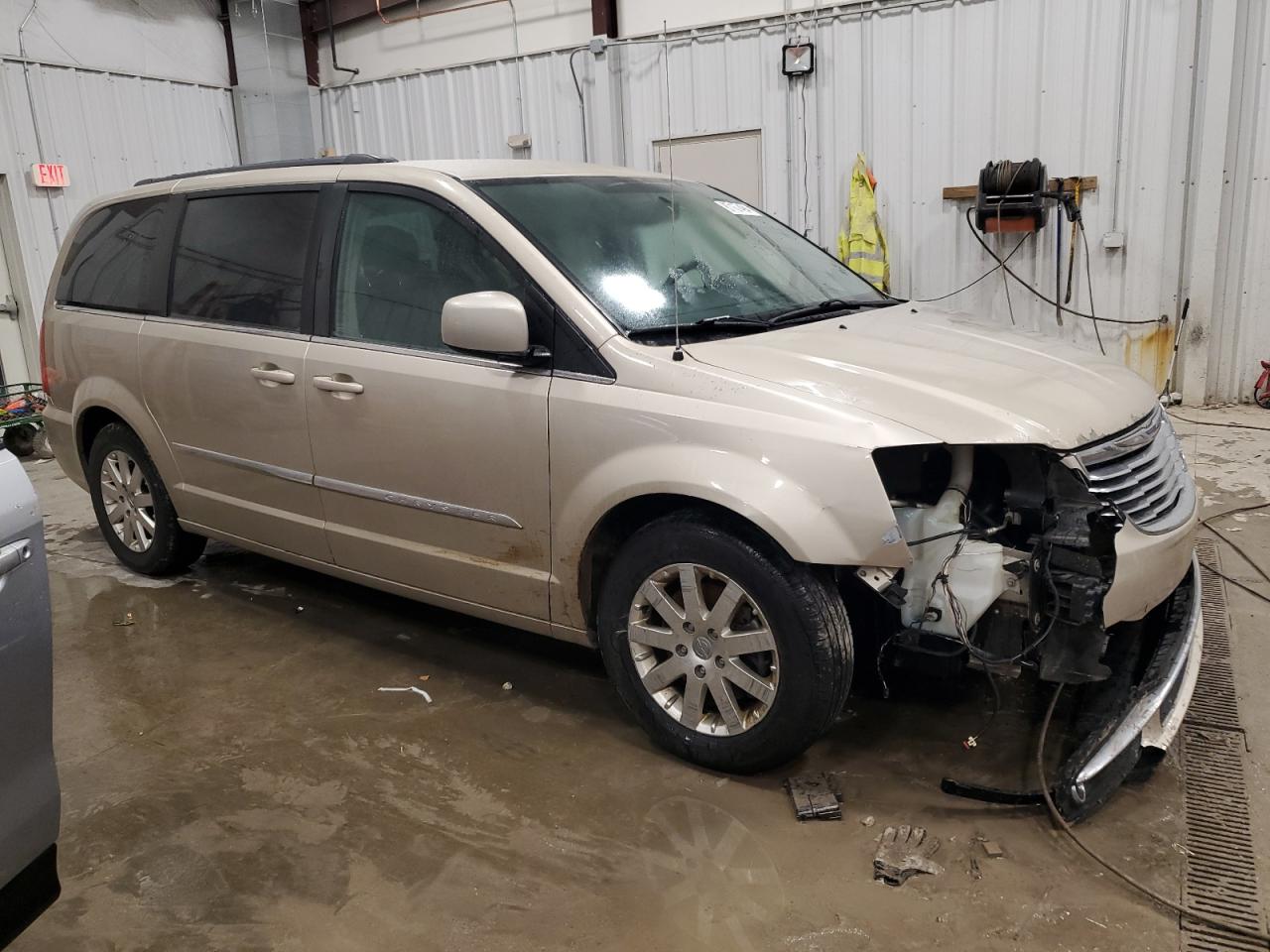 VIN 2C4RC1BG2GR245266 2016 CHRYSLER MINIVAN no.4