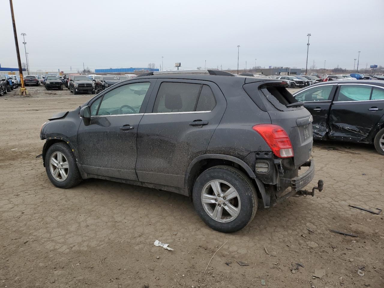 2016 Chevrolet Trax - Image 2