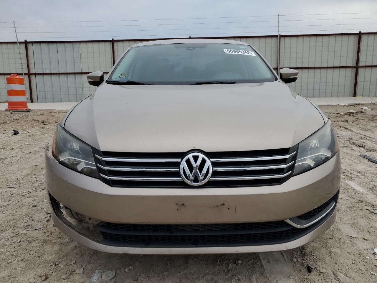 2015 Volkswagen Passat - Image 5