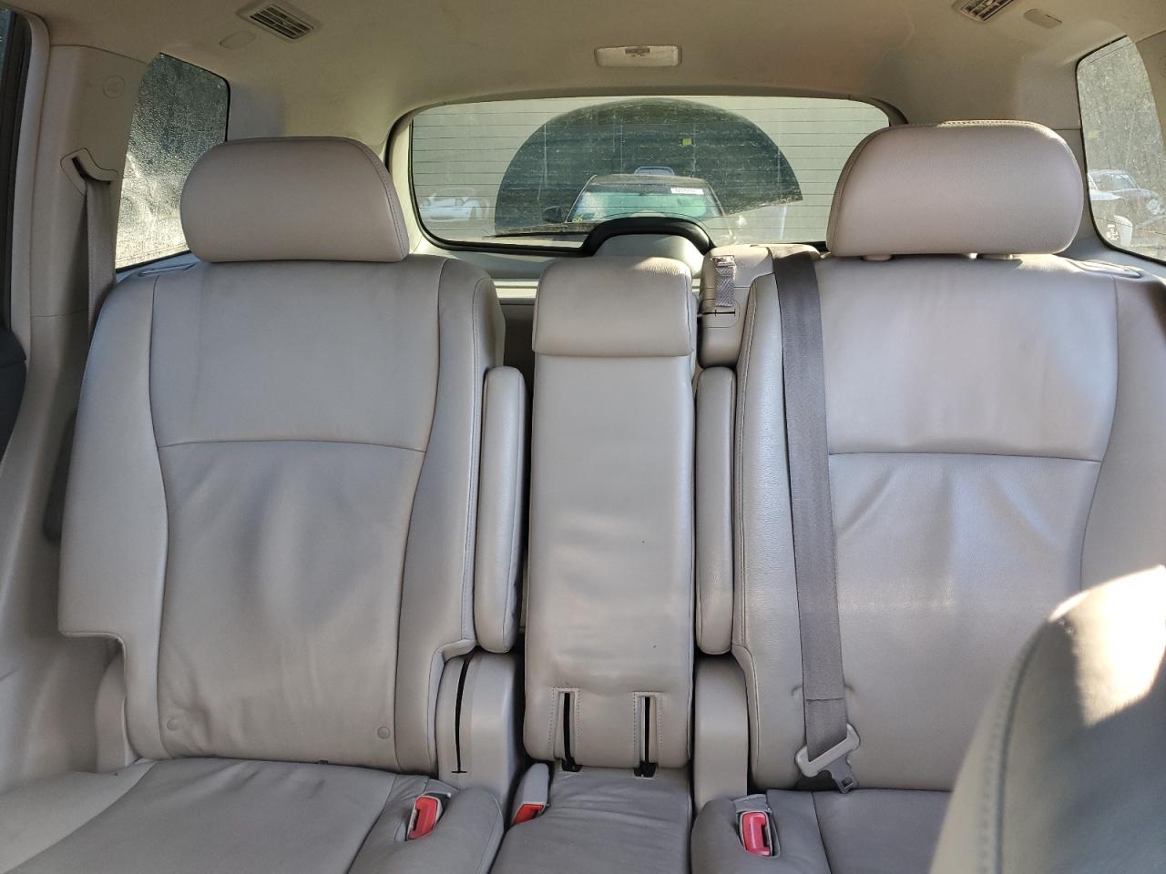 2009 Toyota Highlander - Image 10