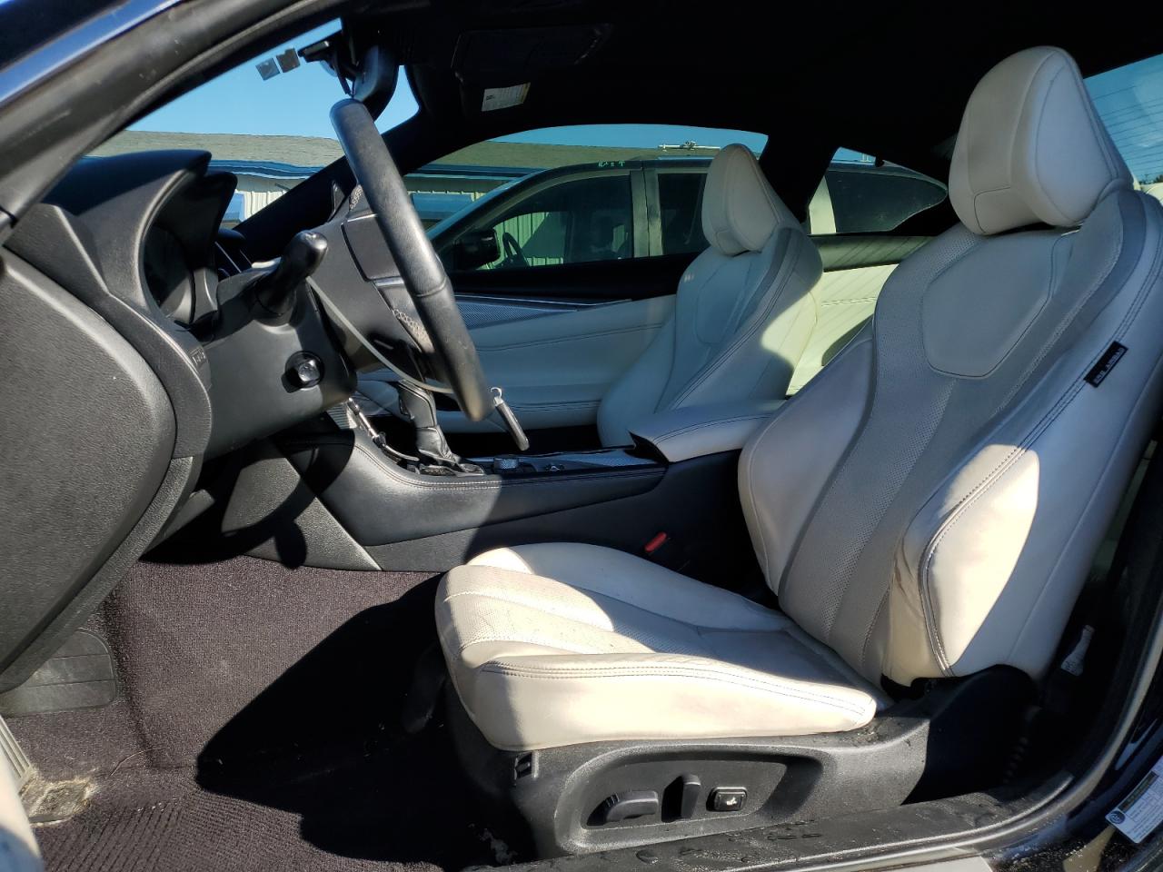 2017 Infiniti Q60 - Image 7