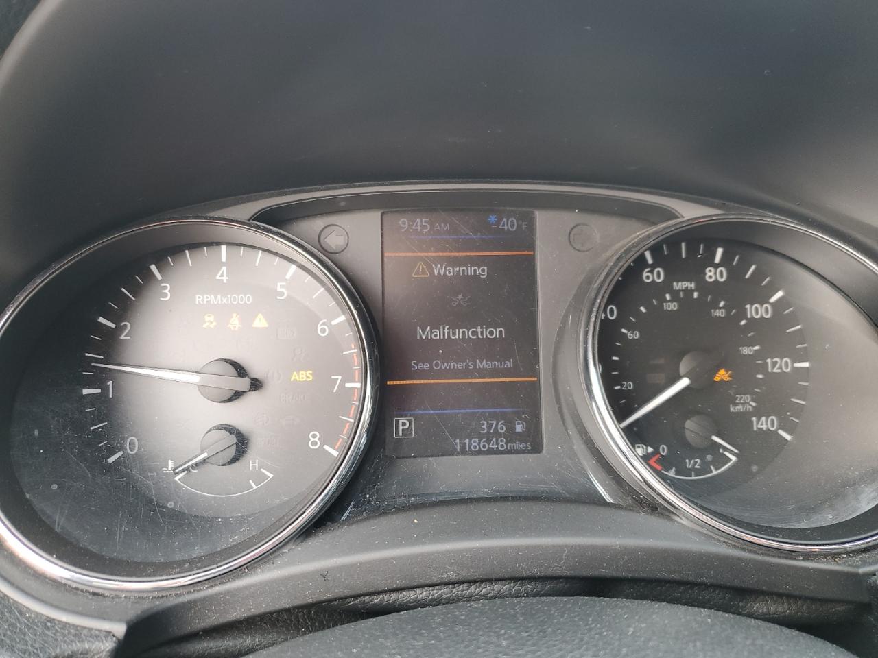 2018 Nissan Rogue - Image 9