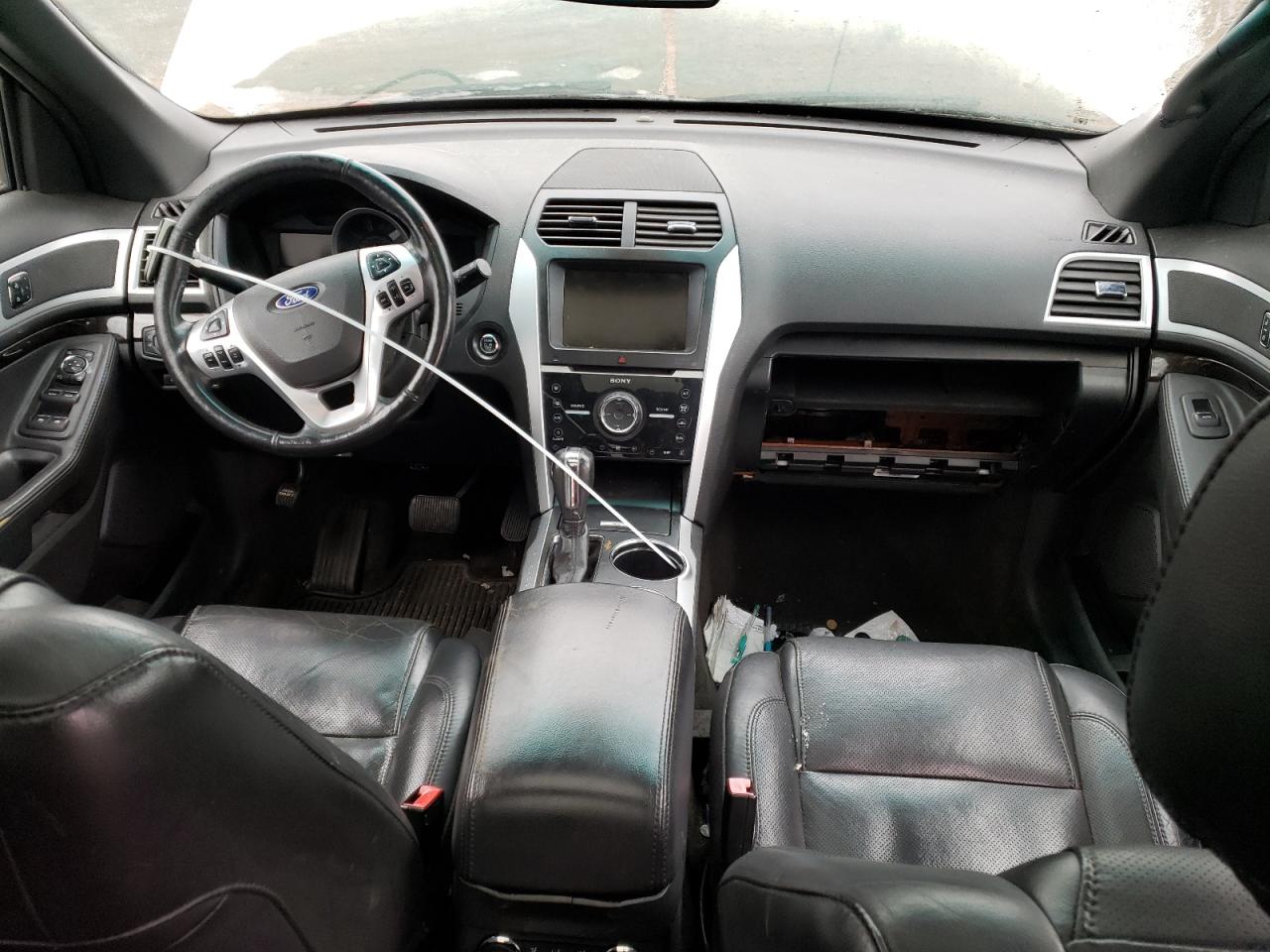2013 Ford Explorer - Image 8