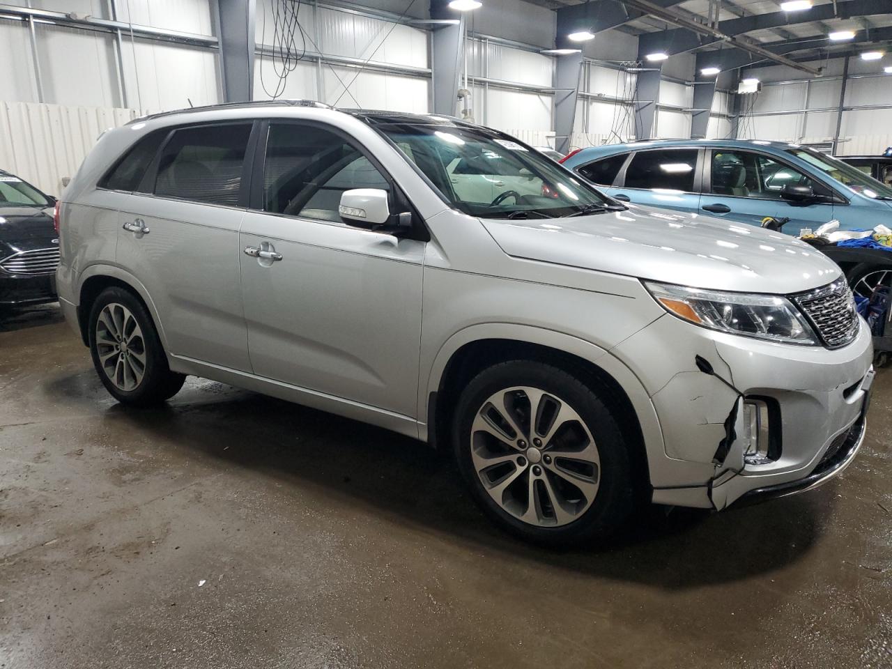 2014 Kia Sorento - Image 4