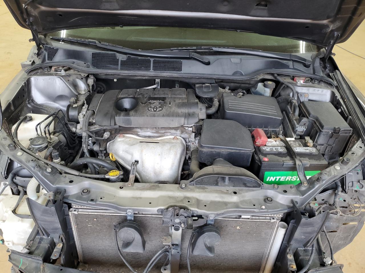 2010 Toyota Venza - Image 12