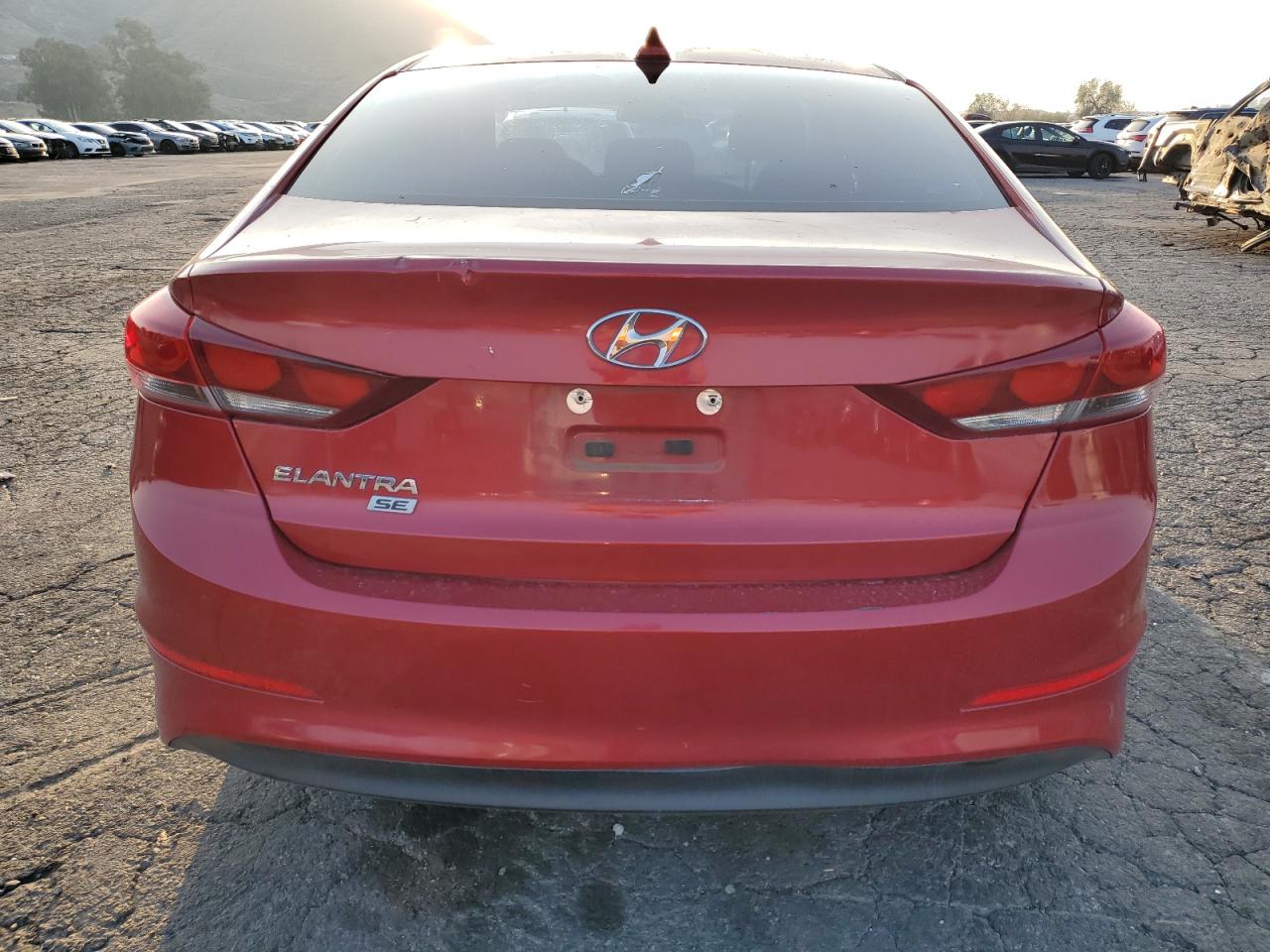 2017 Hyundai Elantra - Image 6