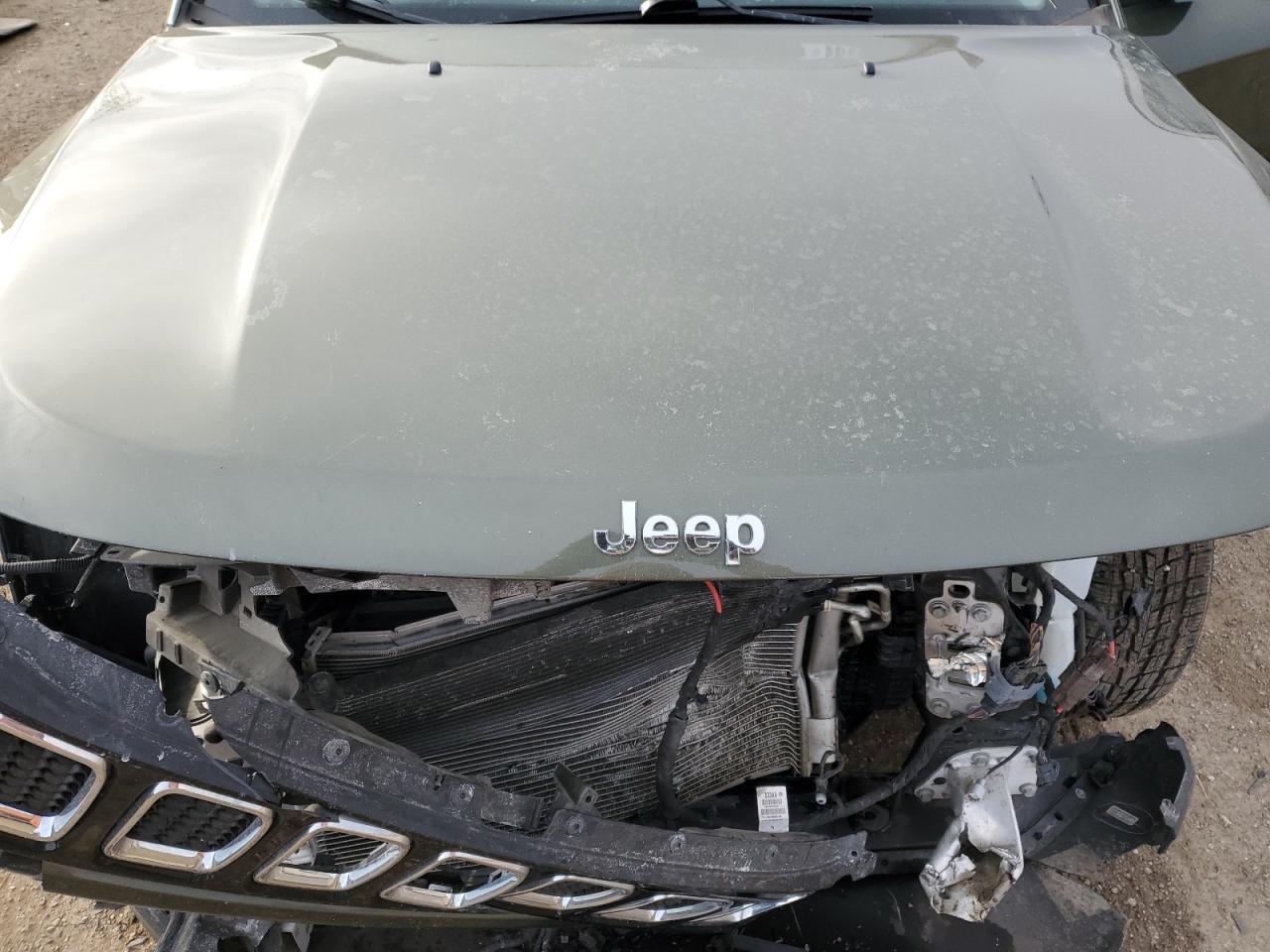 2021 Jeep Compass - Image 13