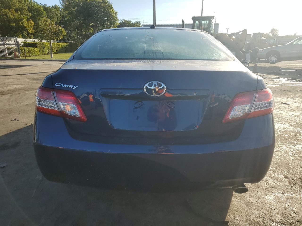 2011 Toyota Camry - Image 6