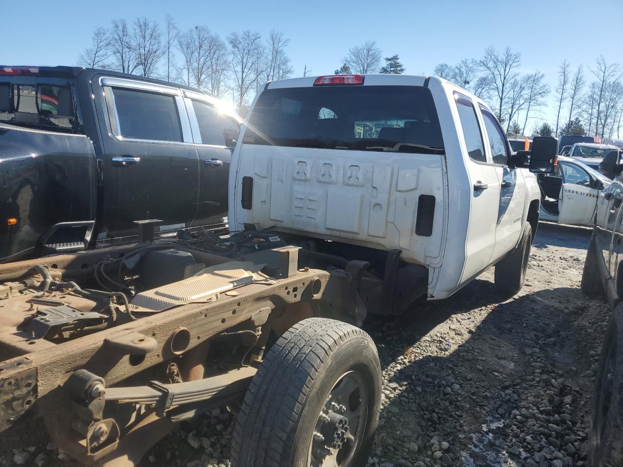 2019 Chevrolet Silverado - Image 3