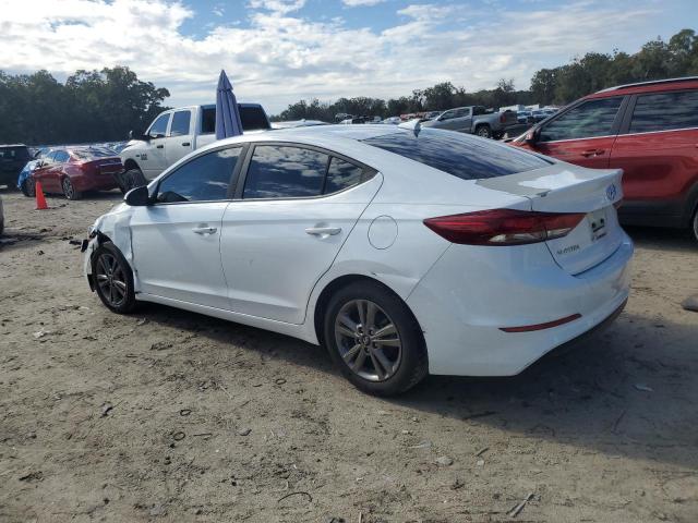  HYUNDAI ELANTRA 2018 Білий