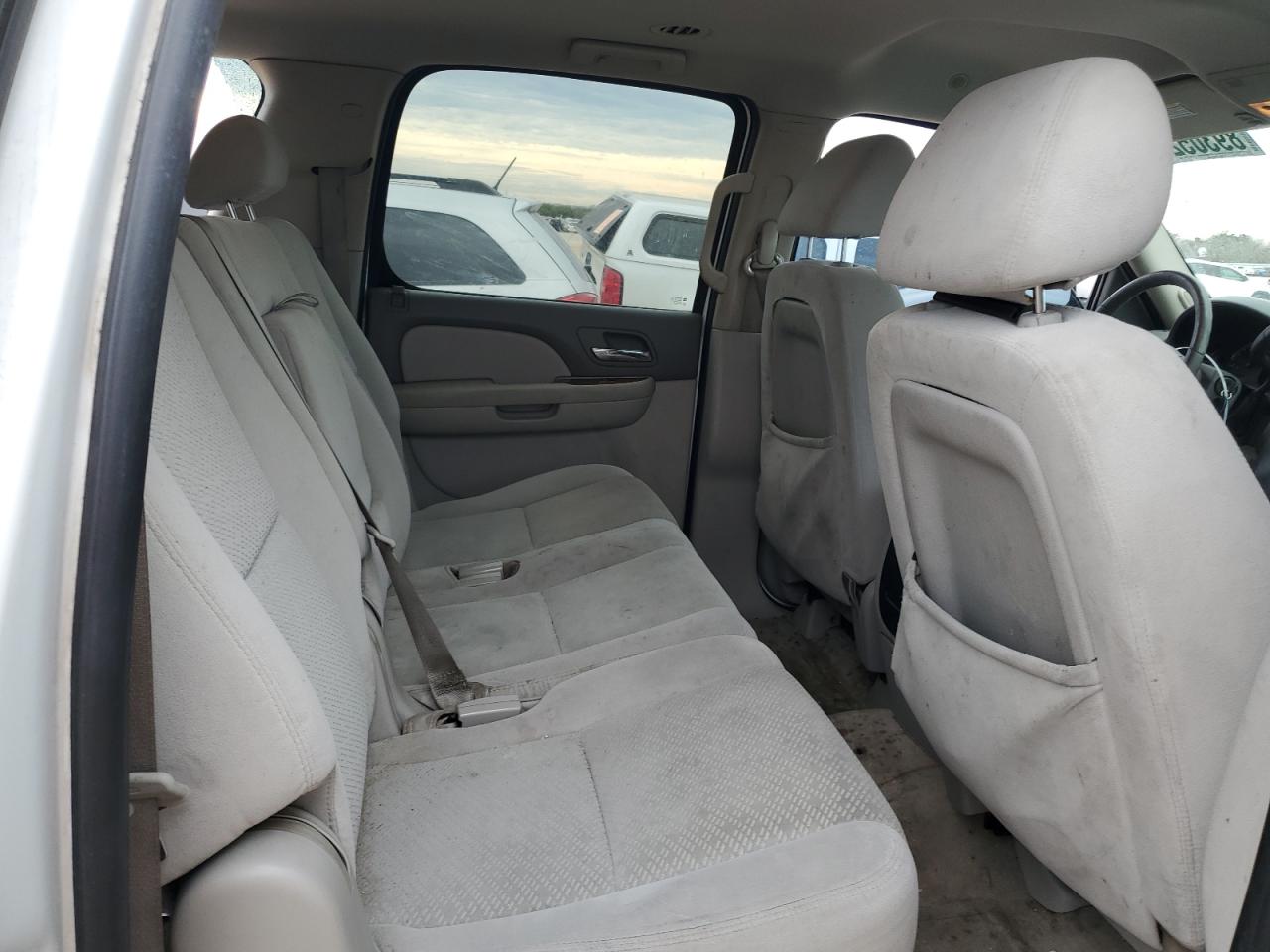 2007 GMC Yukon - Image 11