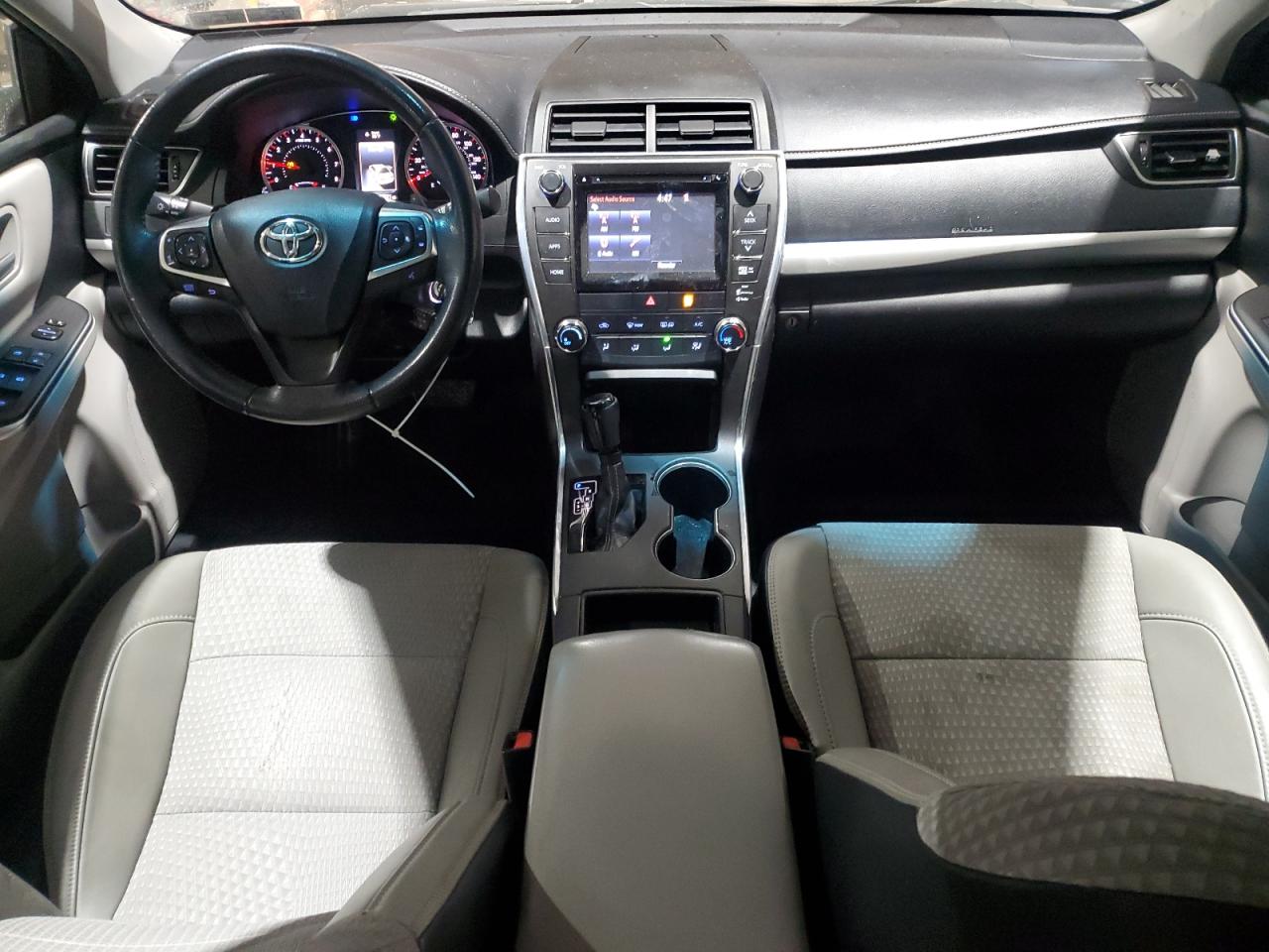 2015 Toyota Camry - Image 8