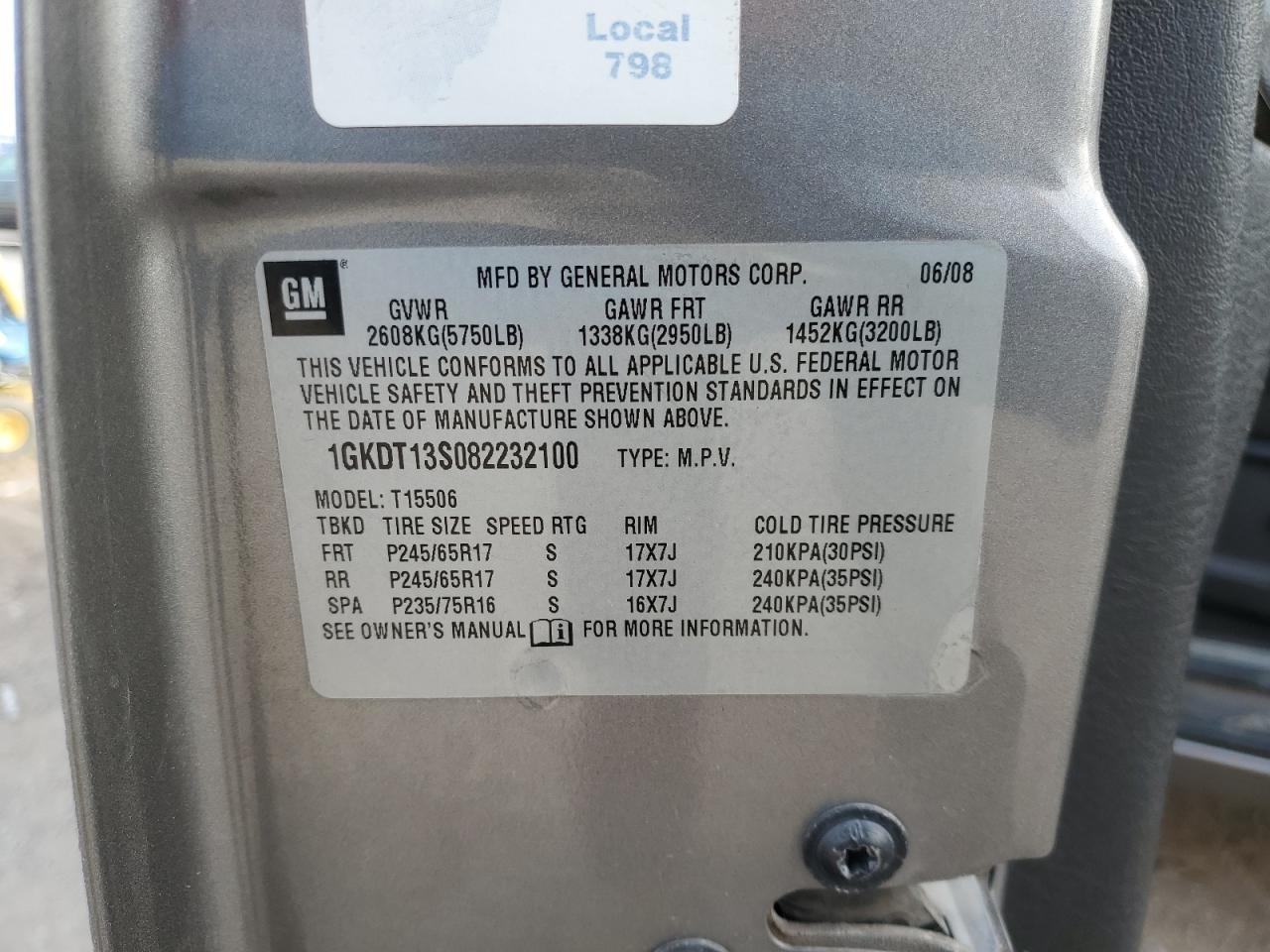 2008 GMC Envoy - Image 16