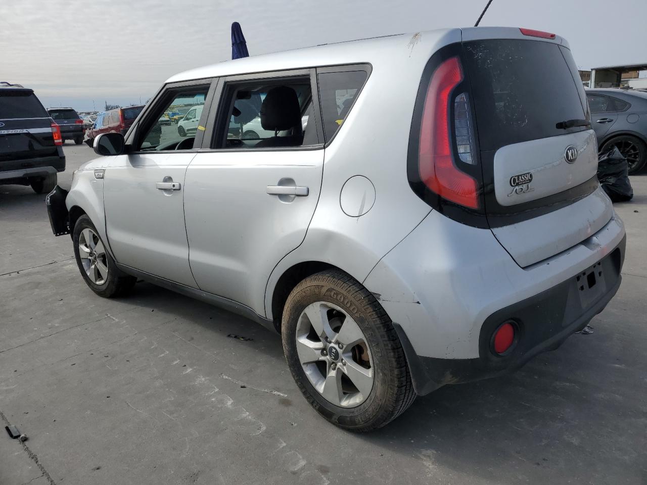 2017 Kia Soul - Image 2
