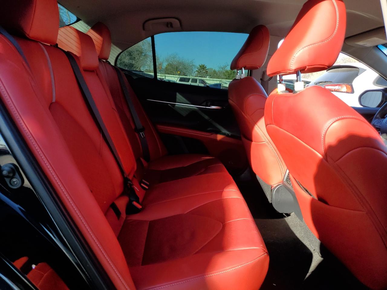 2019 Toyota Camry - Image 10