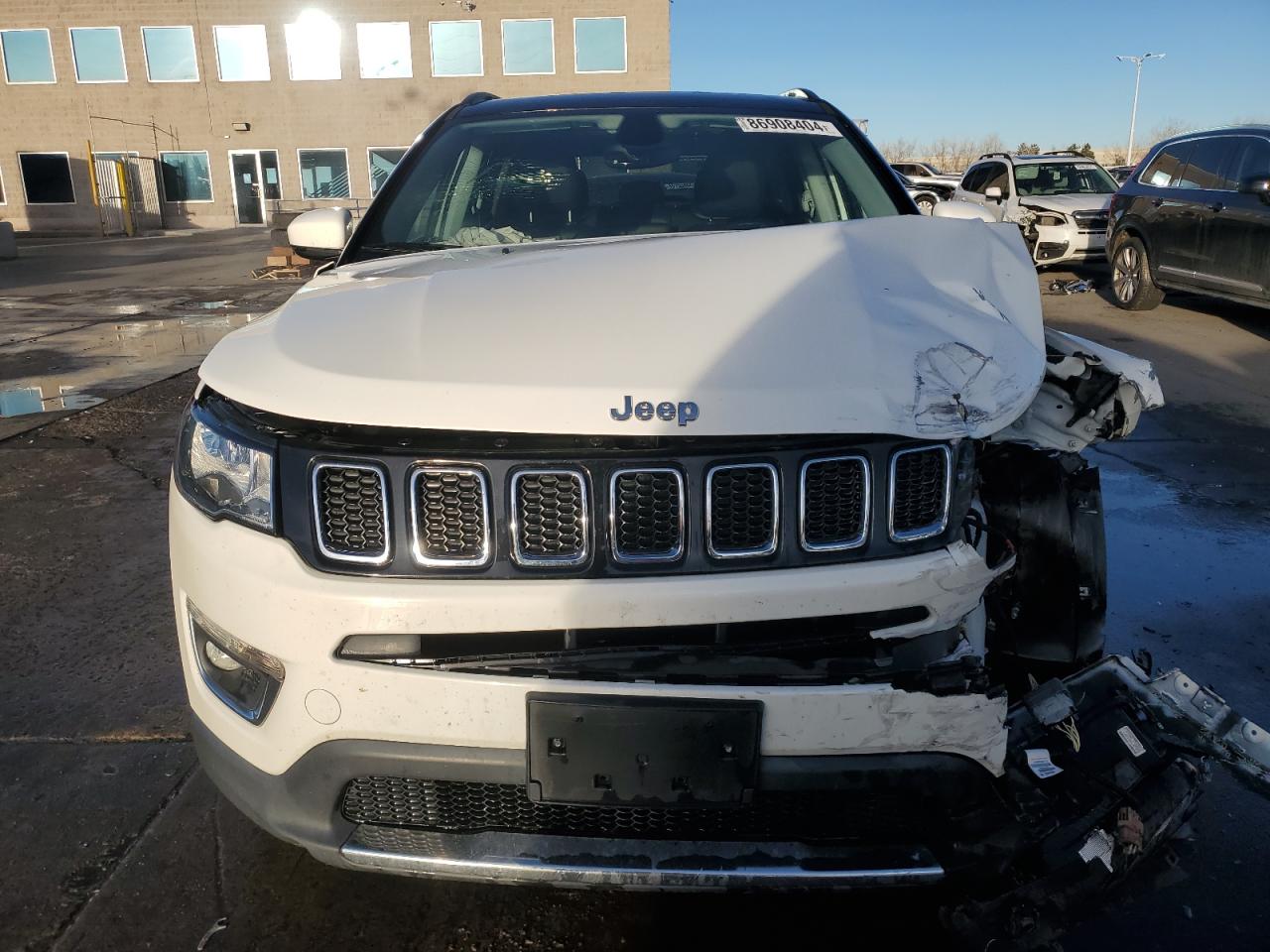 2018 Jeep Compass - Image 5