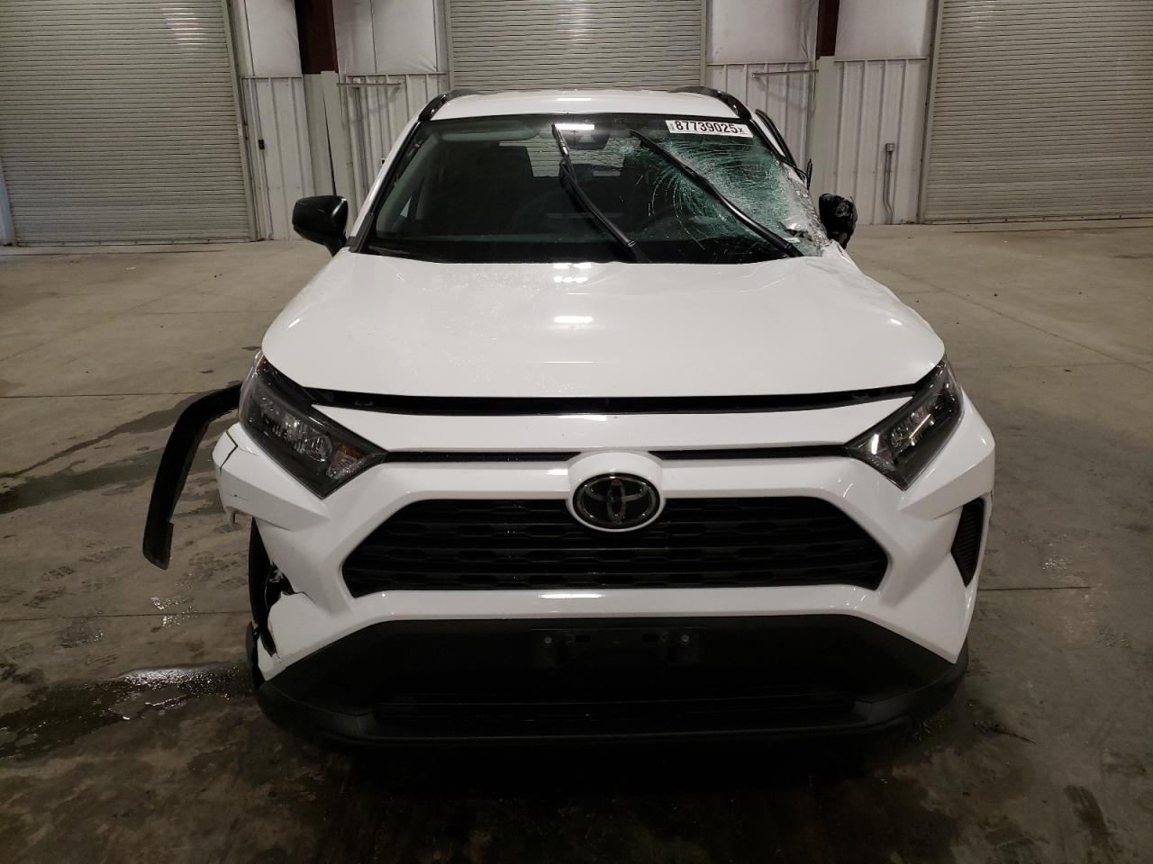 2019 Toyota RAV 4 - Image 5