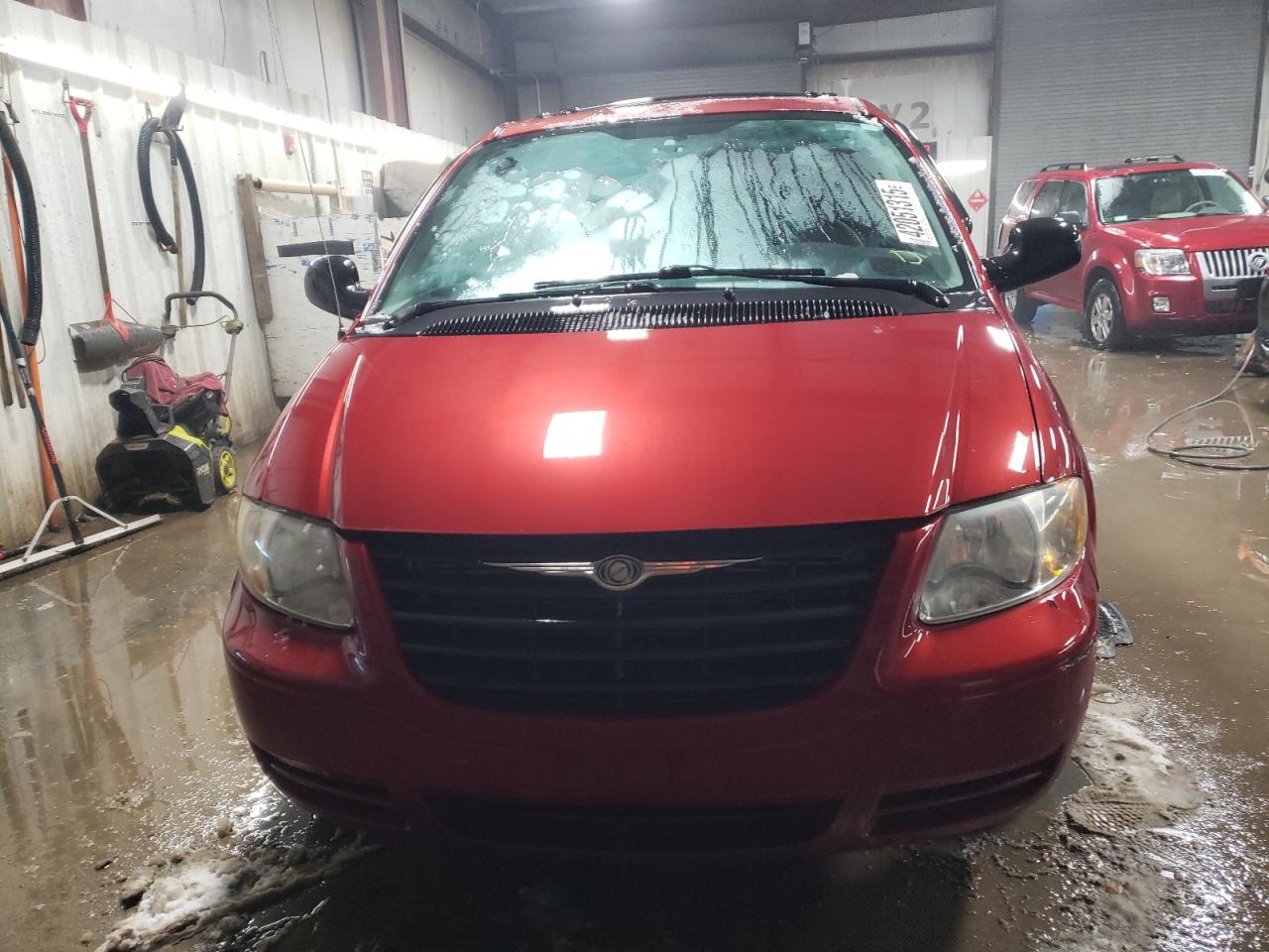 2007 Chrysler Town & Country - Image 5