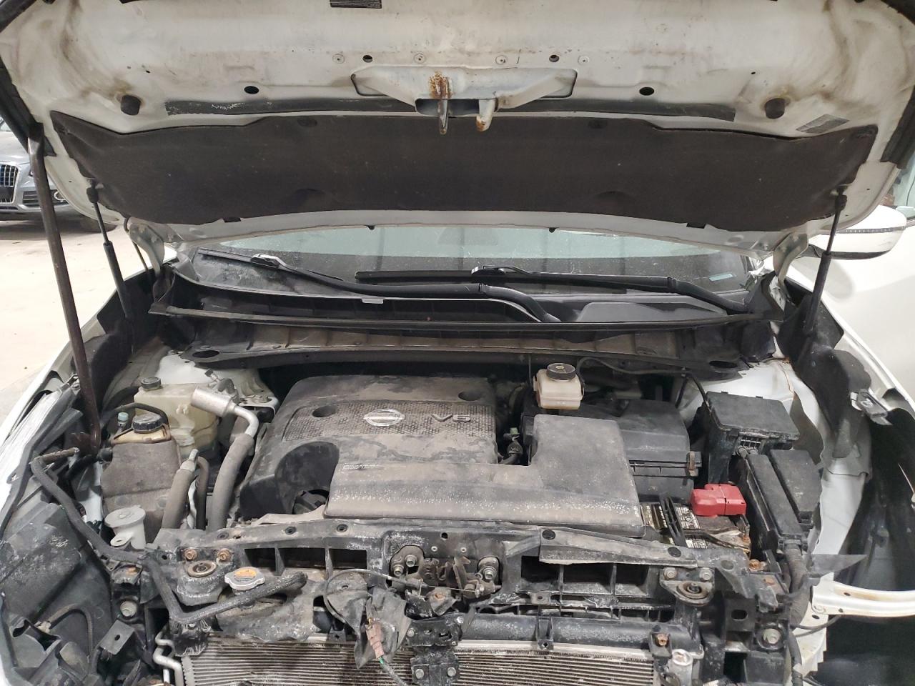 2015 Nissan Murano - Image 12