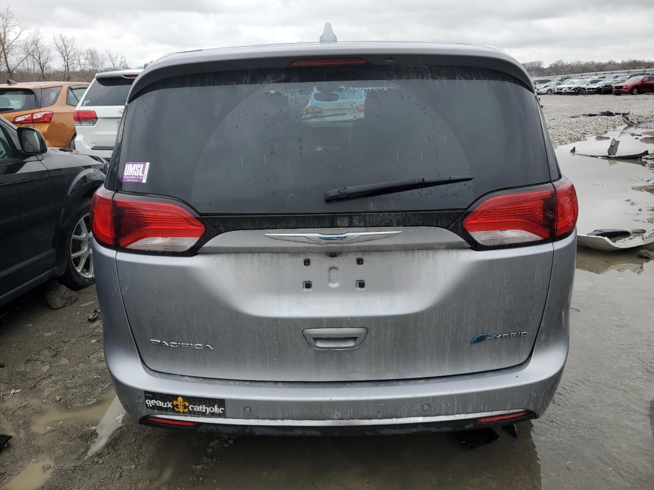 2018 Chrysler Pacifica - Image 6