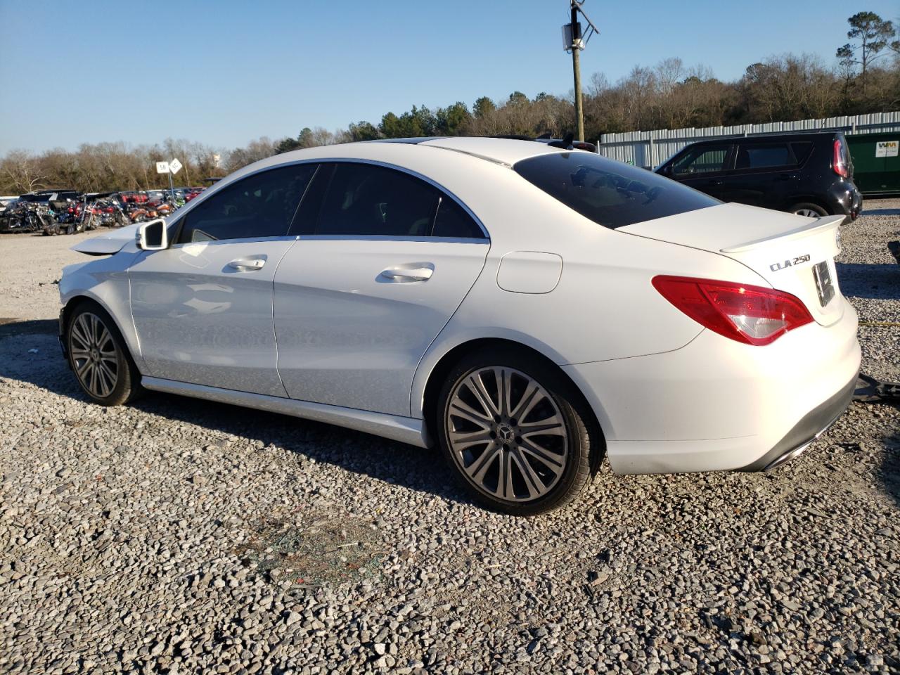 2018 Mercedes-Benz CLA-klasse - Image 2