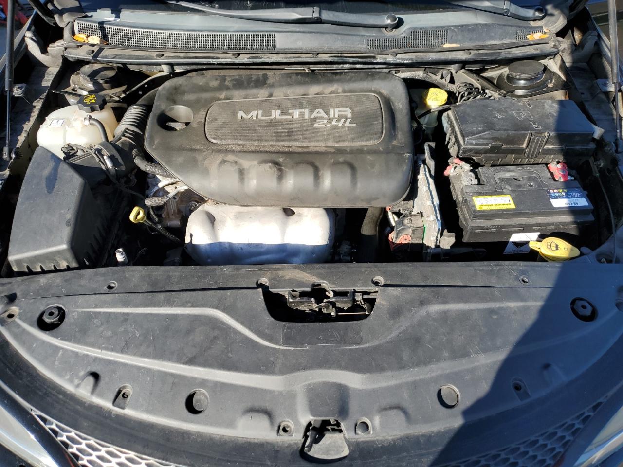 2015 Chrysler 200 - Image 11