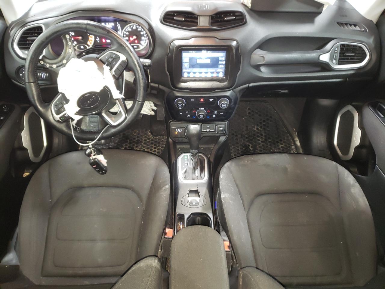 2019 Jeep Renegade - Image 8