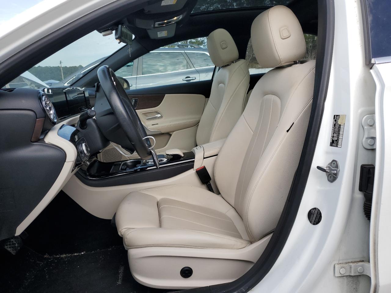 2019 Mercedes-Benz A-klasse - Image 7