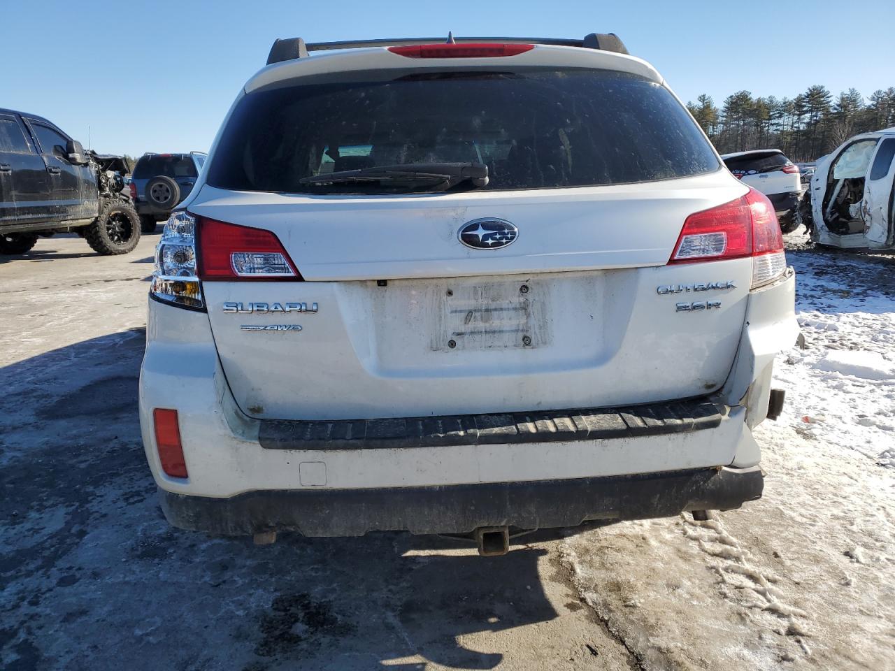 2013 Subaru Outback - Image 6
