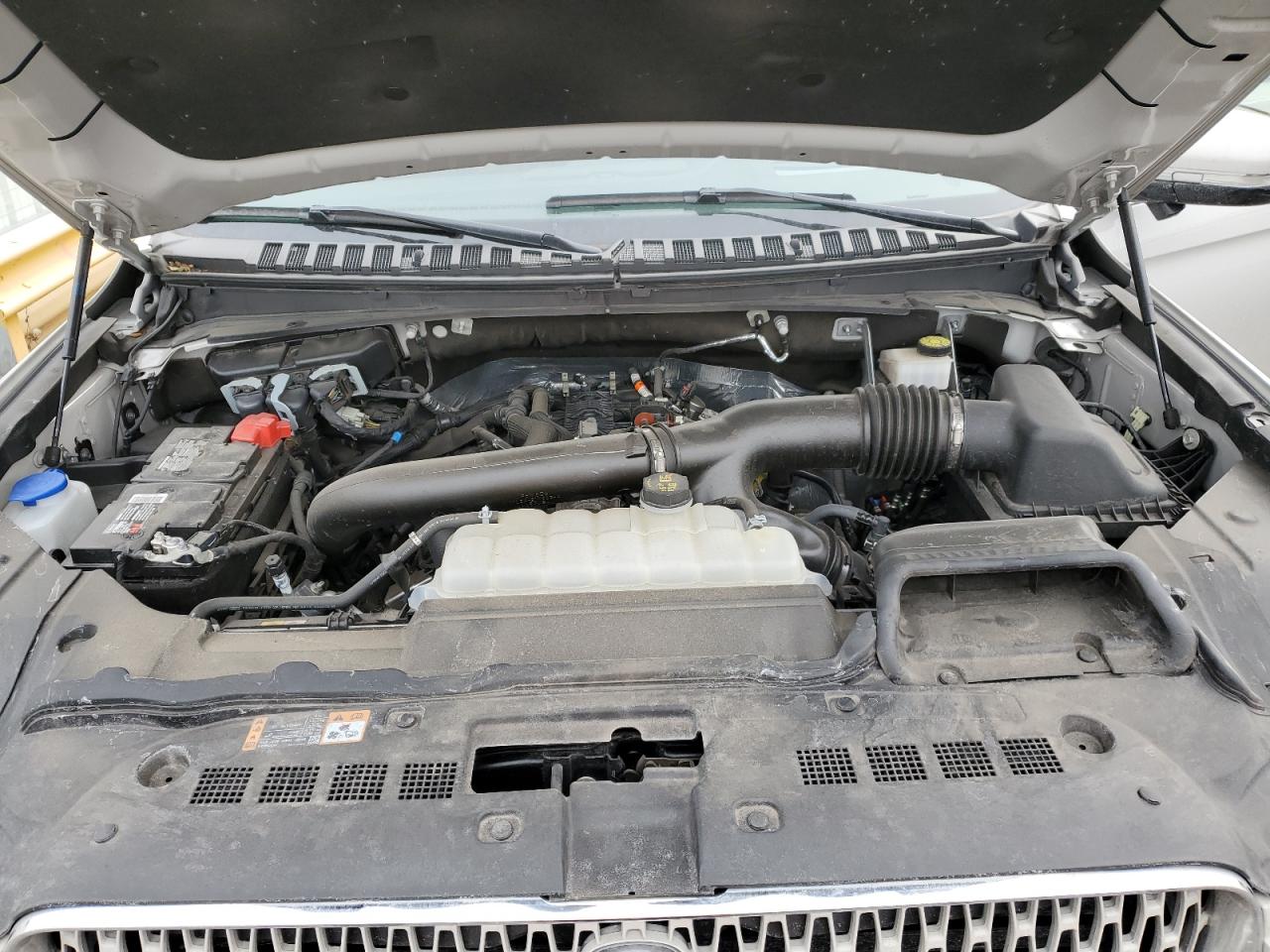 2023 Lincoln Navigator - Image 12