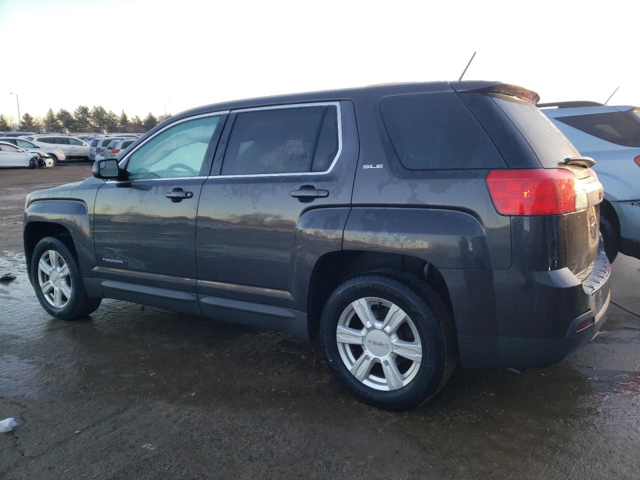 2014 GMC Terrain - Image 2