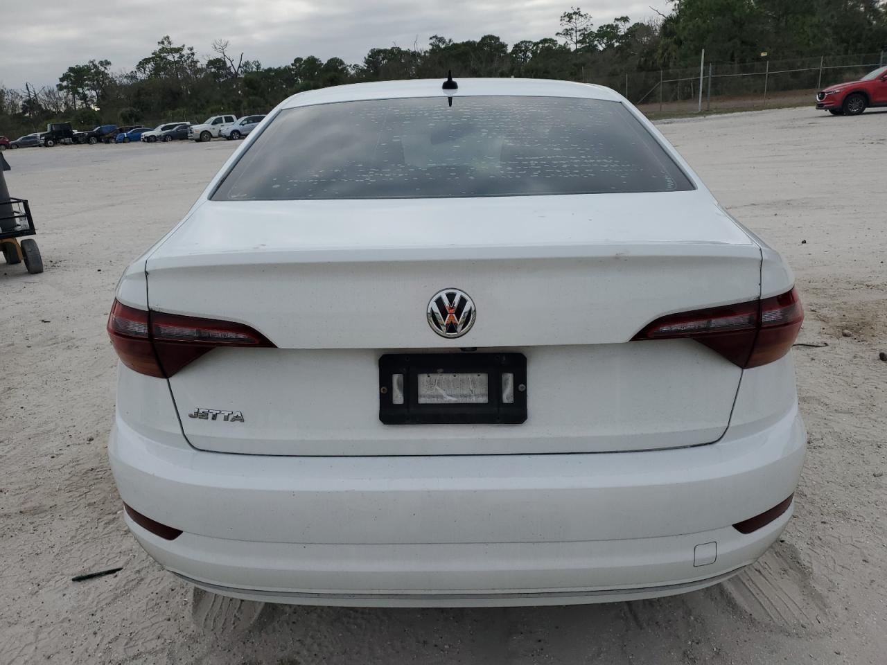 2019 Volkswagen Jetta - Image 6