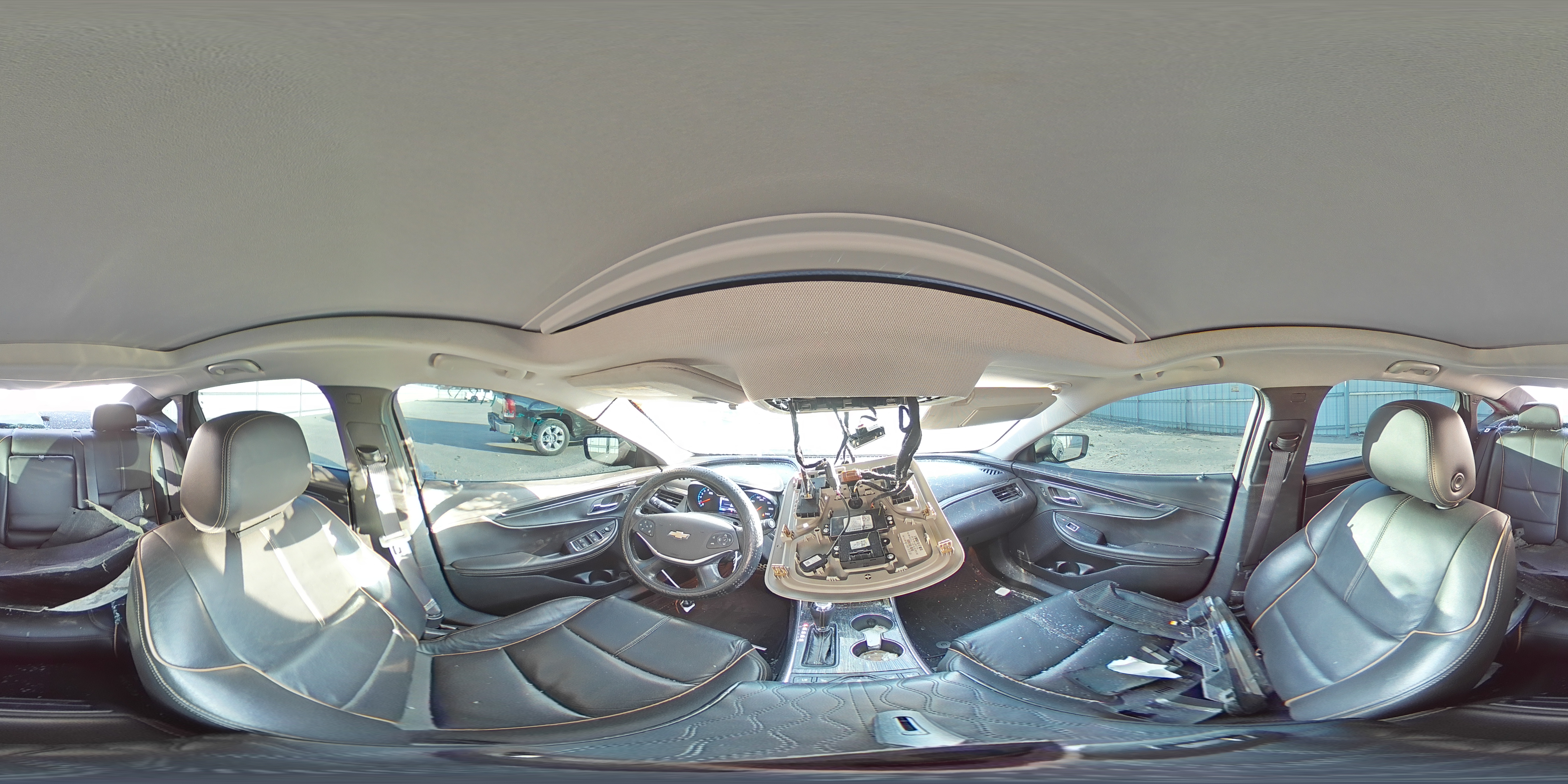 2016 Chevrolet Impala - Image 12