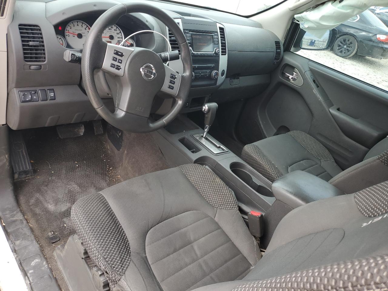 2017 Nissan Navara (Frontier) - Image 8