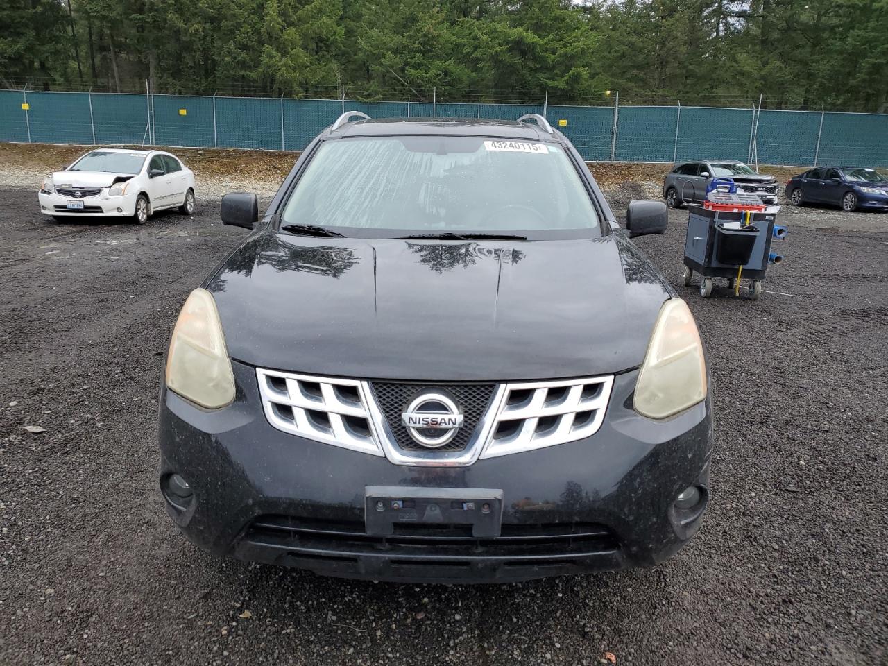 2013 Nissan Rogue - Image 5