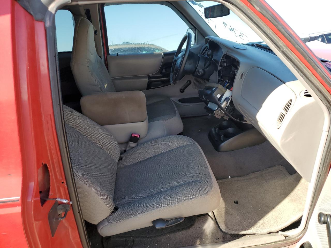 2000 Ford Ranger - Image 10