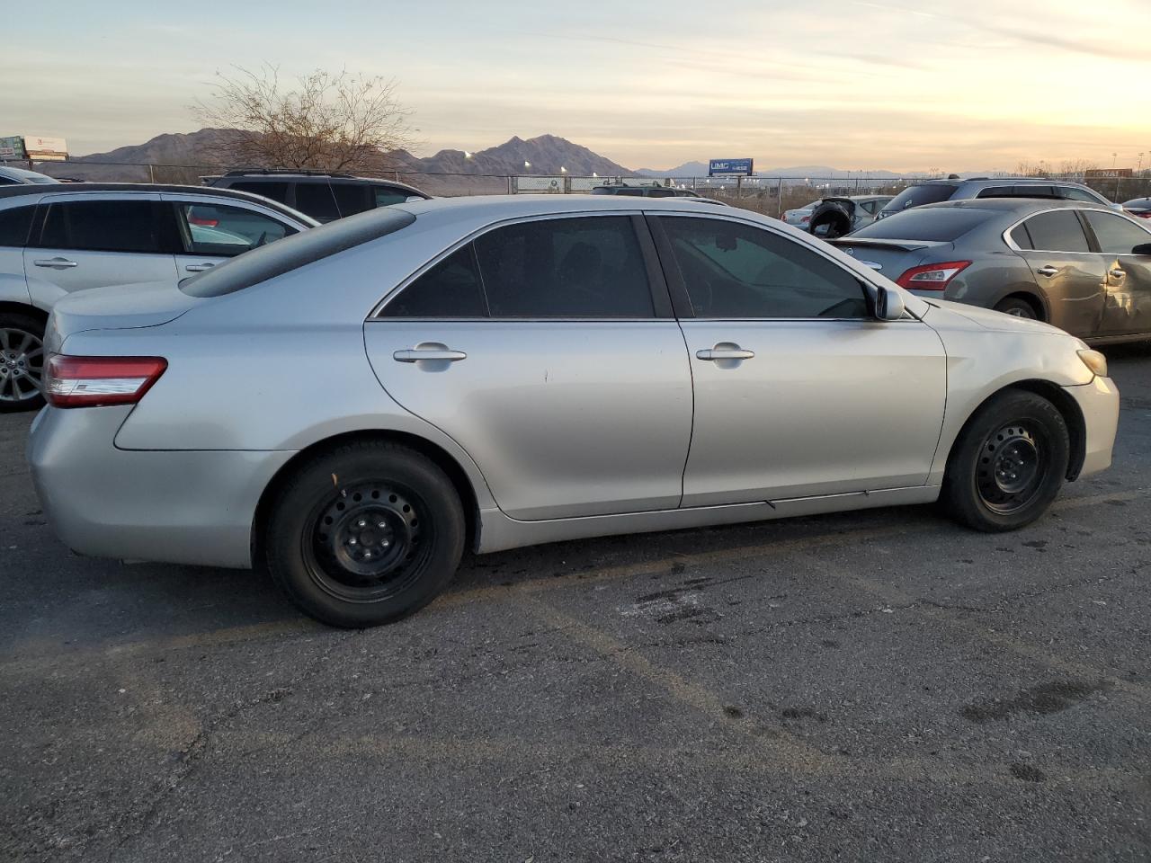 2011 Toyota Camry - Image 3