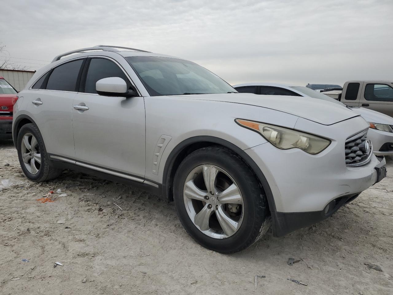 2010 Infiniti FX - Image 4