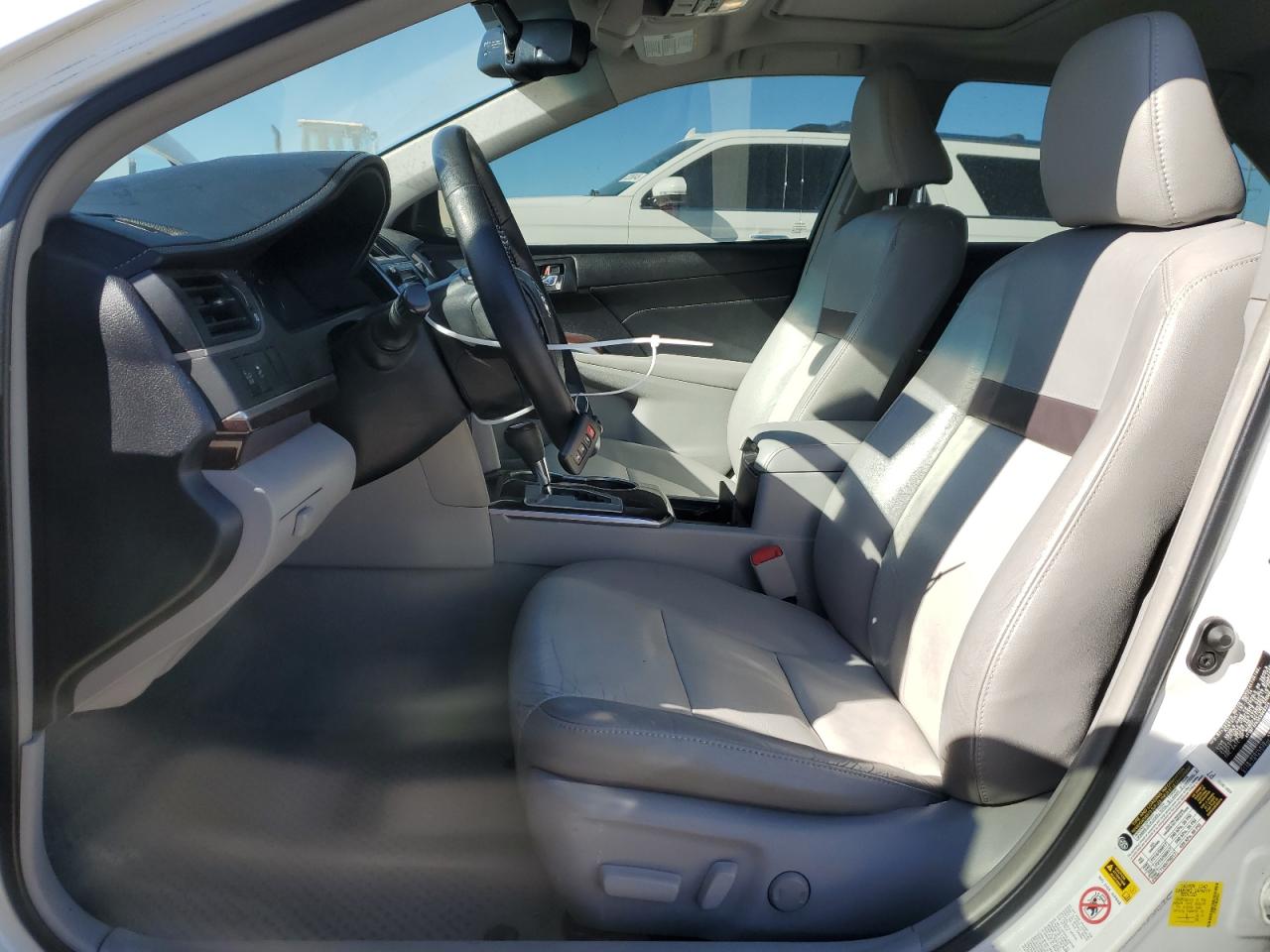 2014 Toyota Camry - Image 7