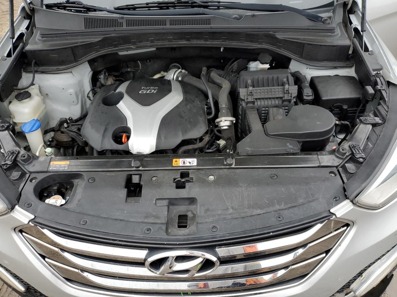 2013 Hyundai Santa Fe - Image 13