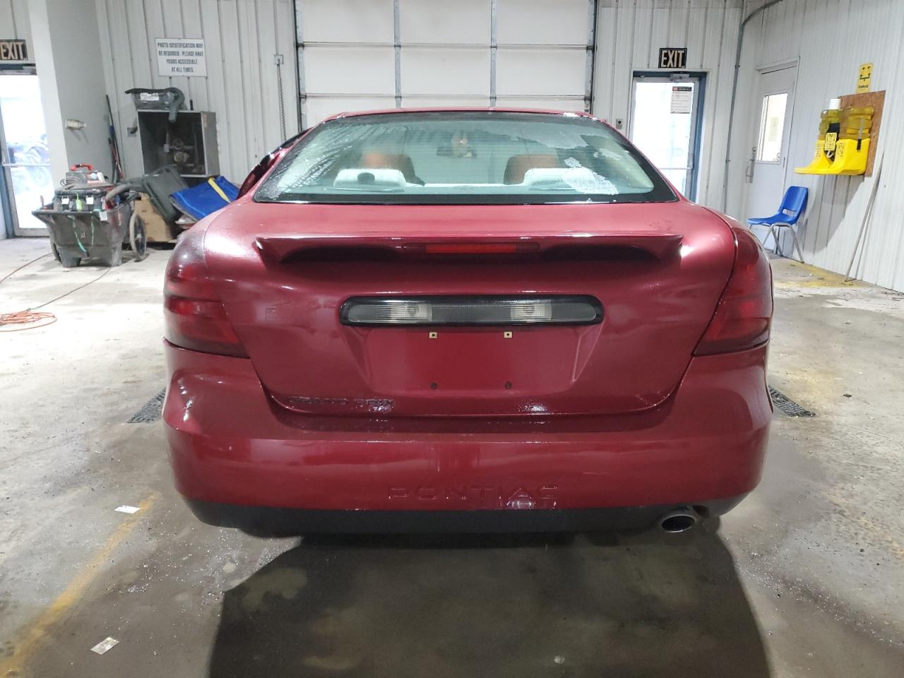 2006 Pontiac Grand Prix - Image 6