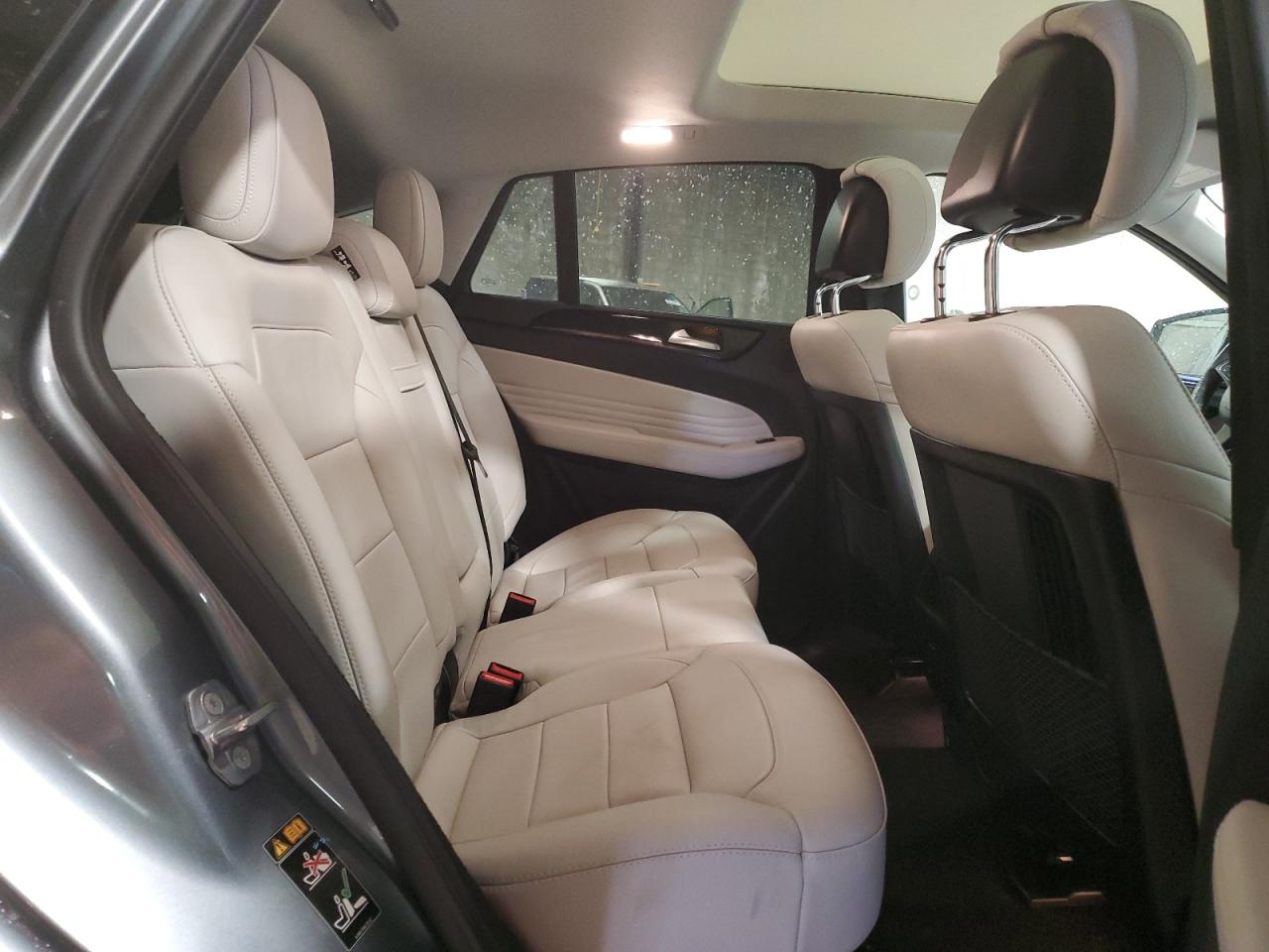 2019 Mercedes-Benz GLE - Image 11
