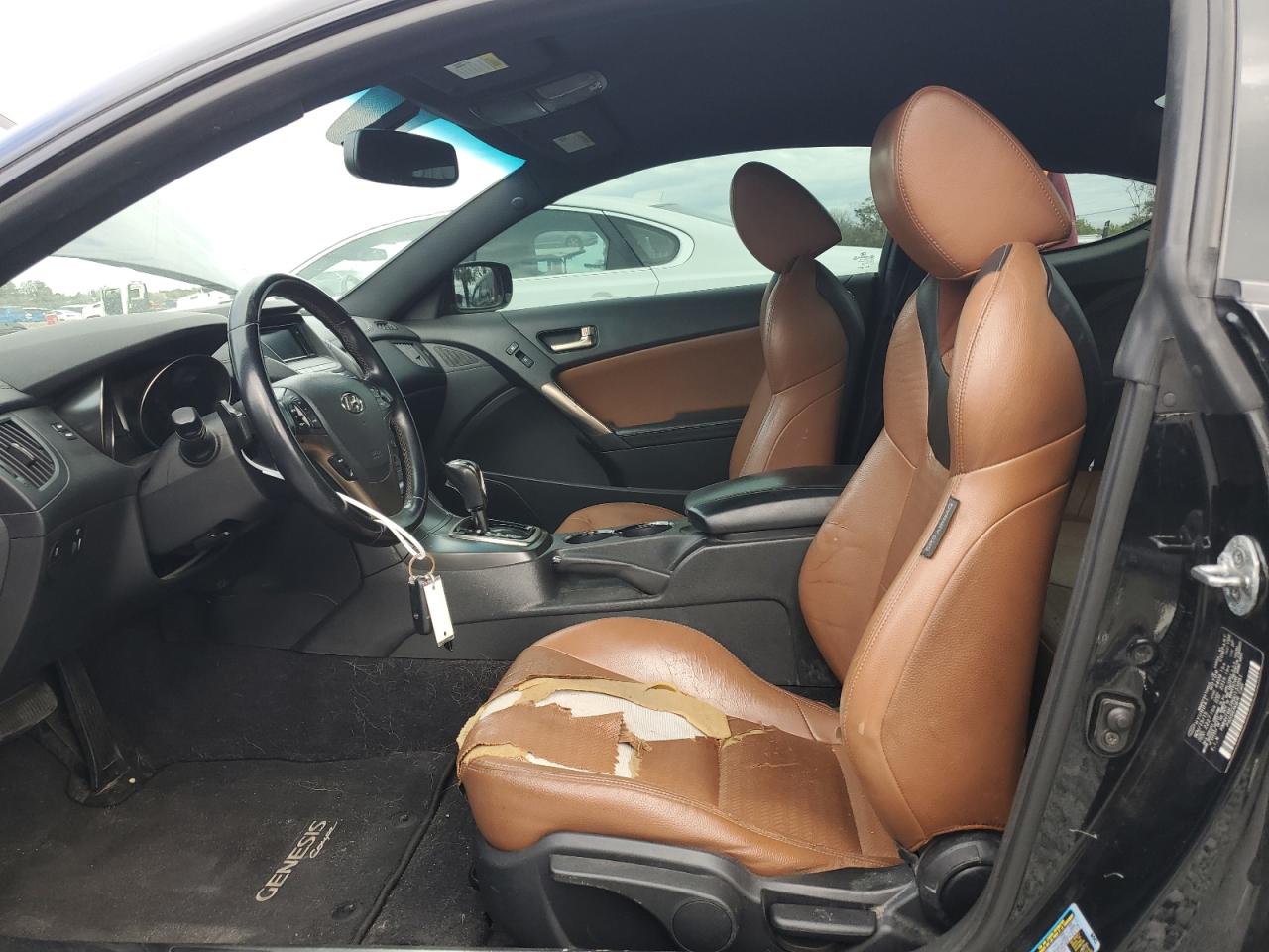 2016 Hyundai Genesis - Image 7