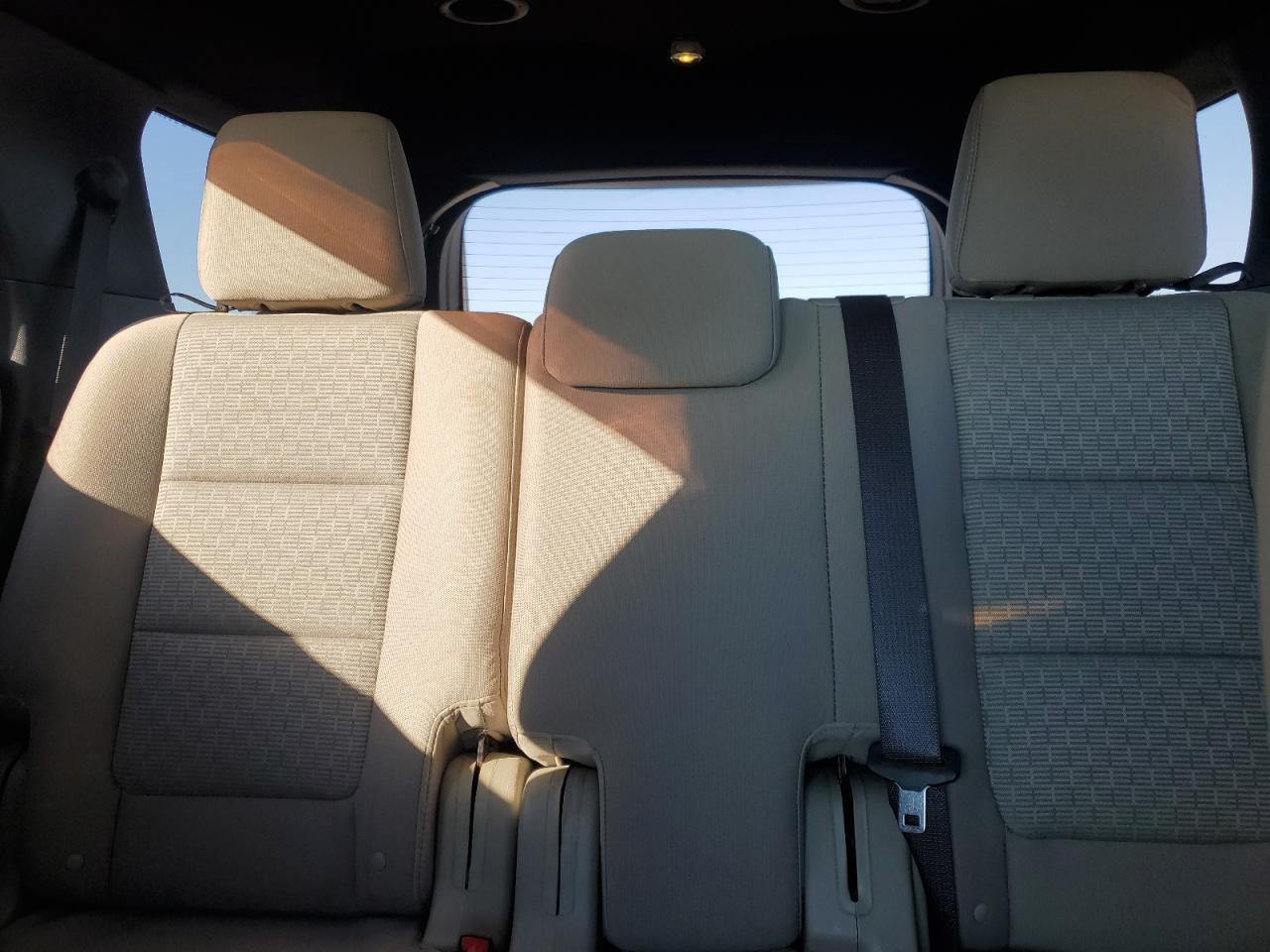 2015 Ford Explorer - Image 10